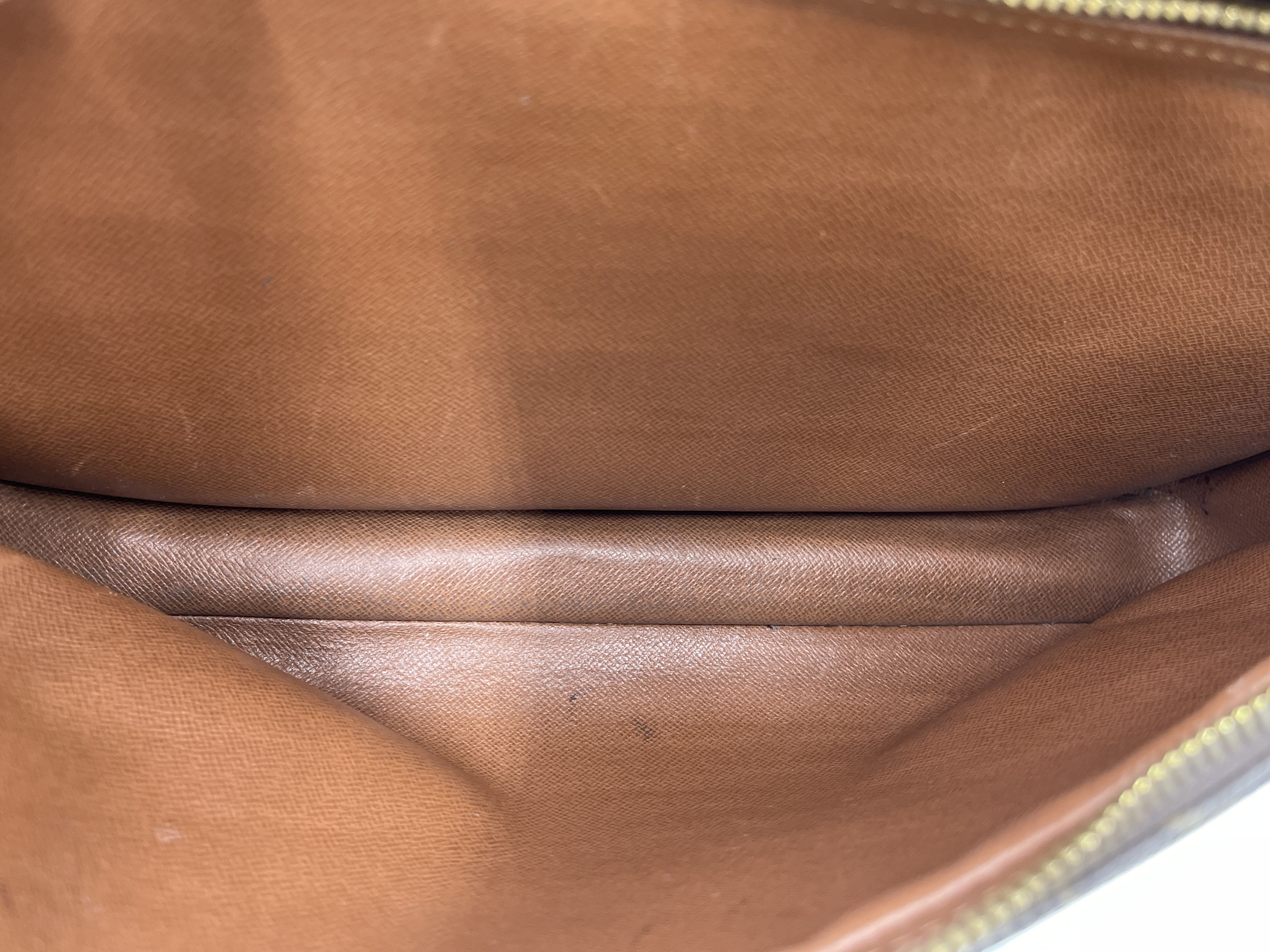 Monogram Nile GM M45242 TH0920 Shoulder Bag — view 11