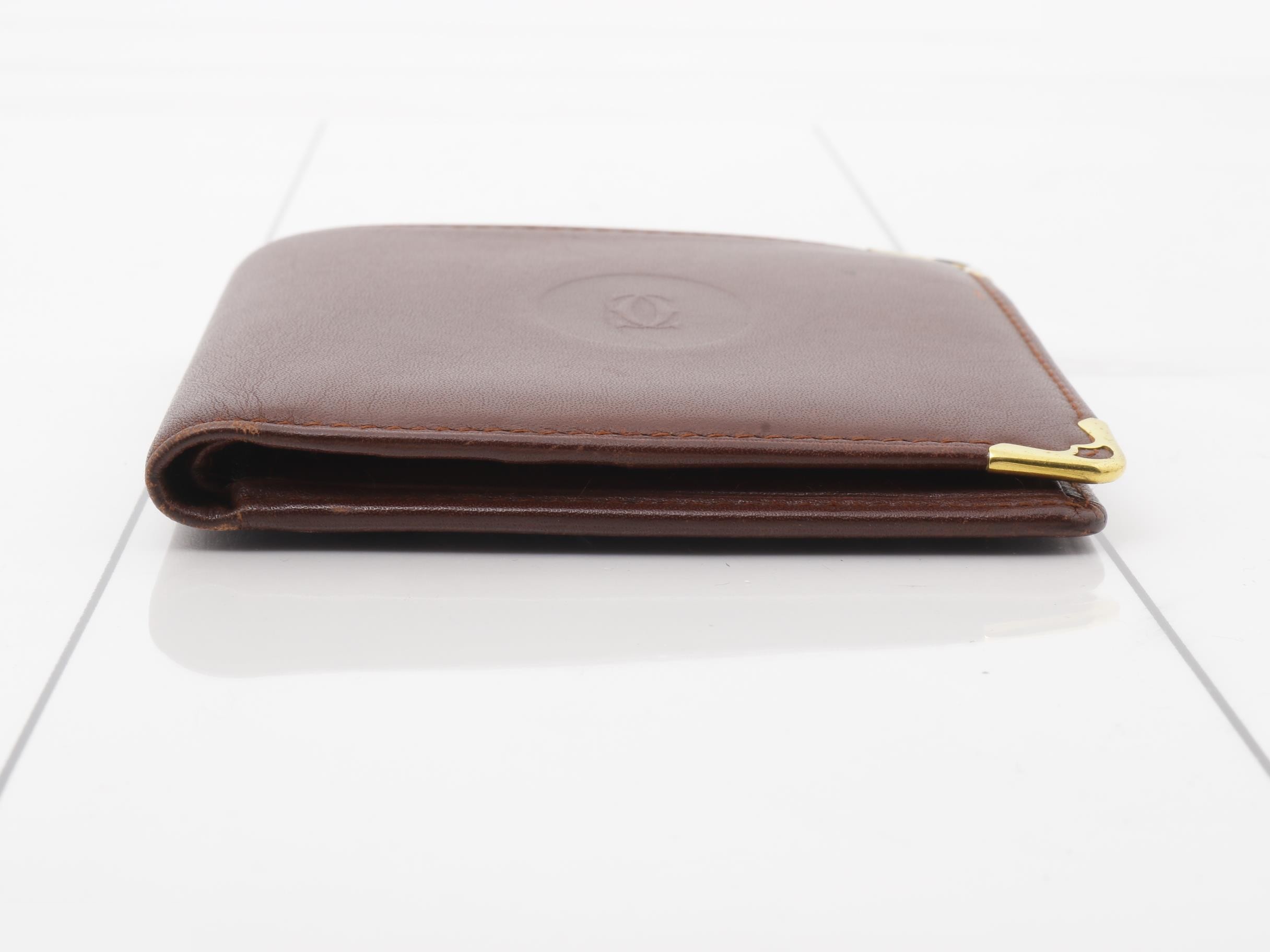 wallet — view 3