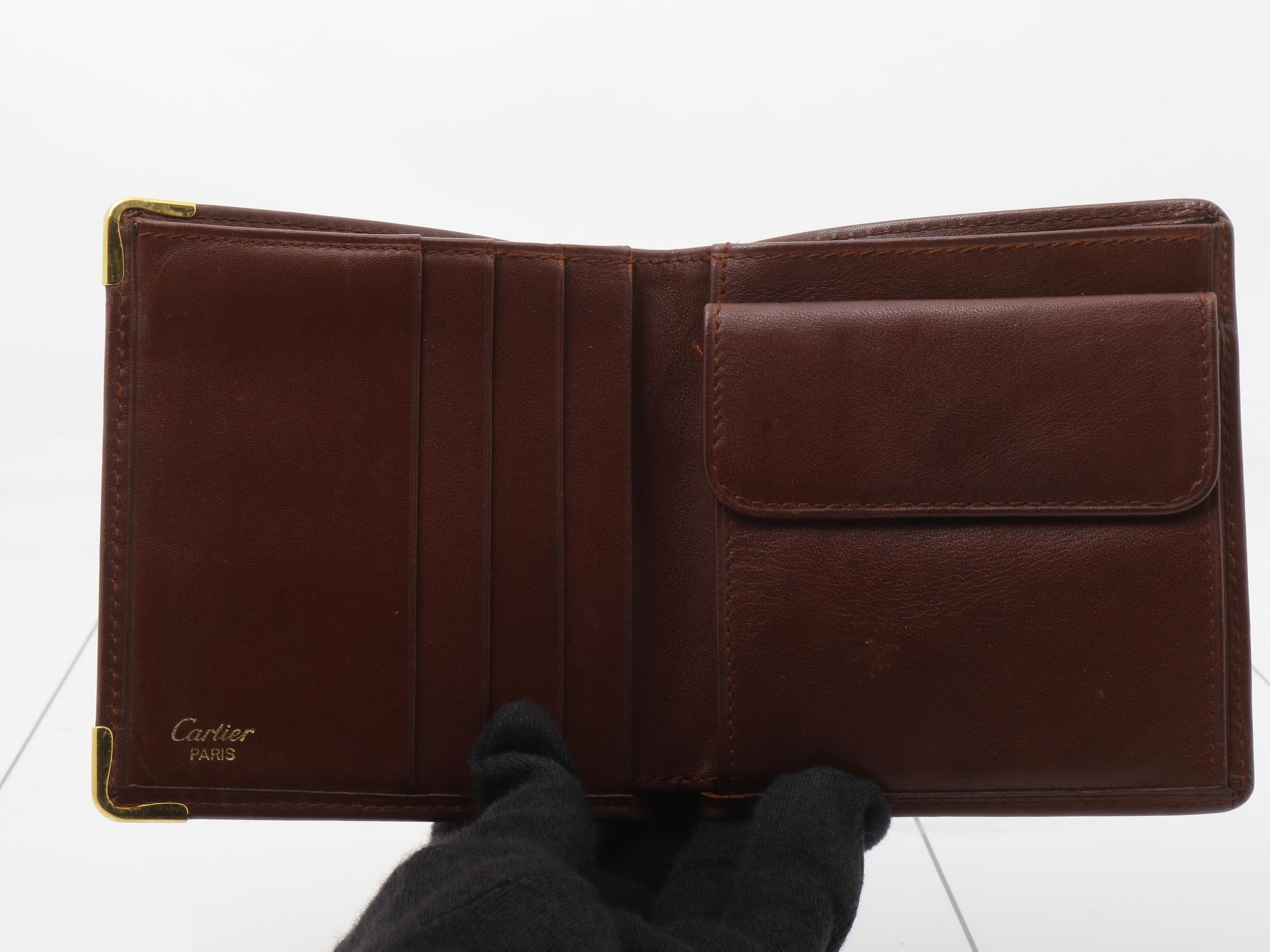 wallet — view 4