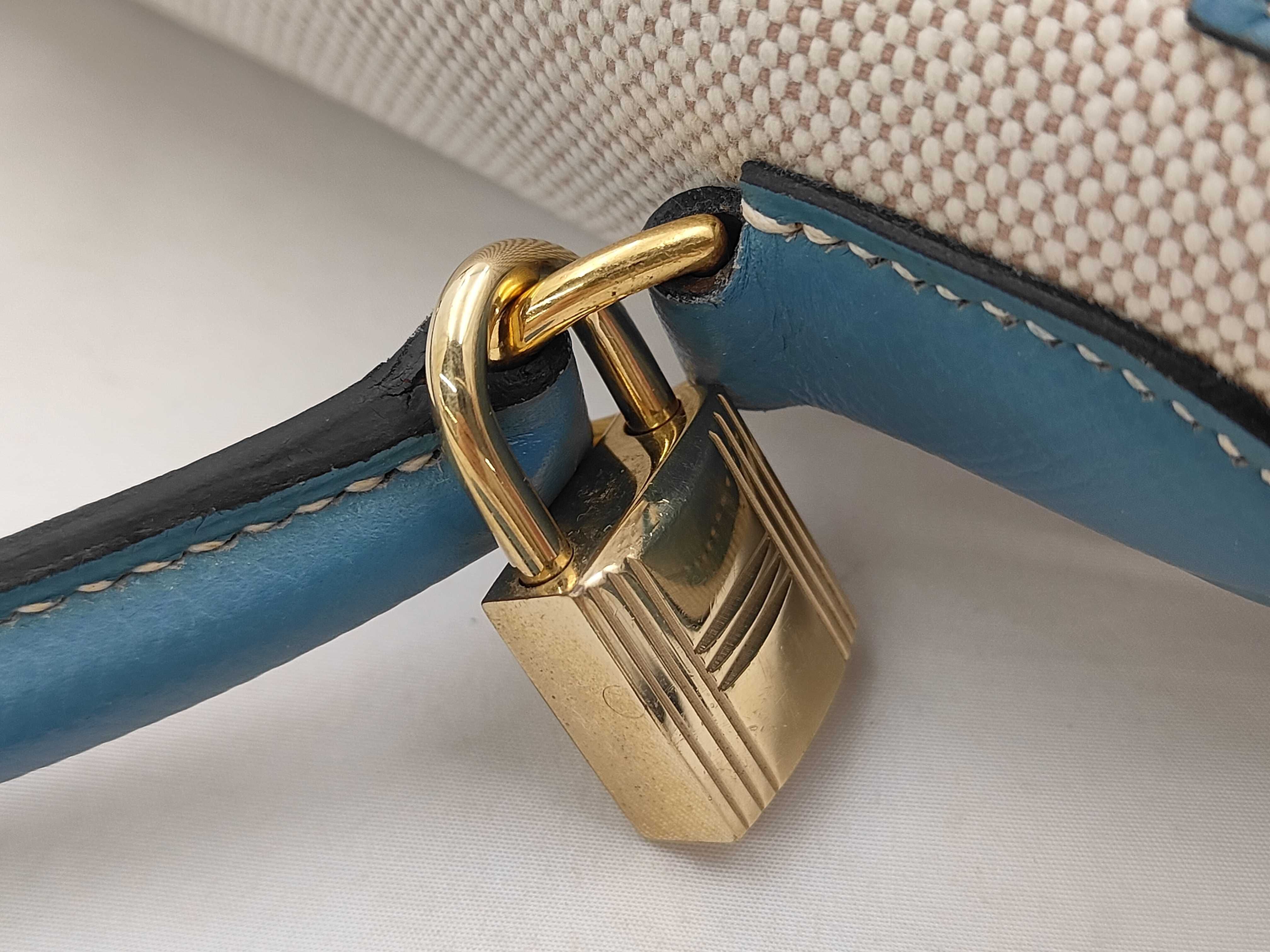 Kelly 32 Handbag, Toile Epsom Leather, Blue, Gold Hardware, B Stamp, ST Bag — view 5