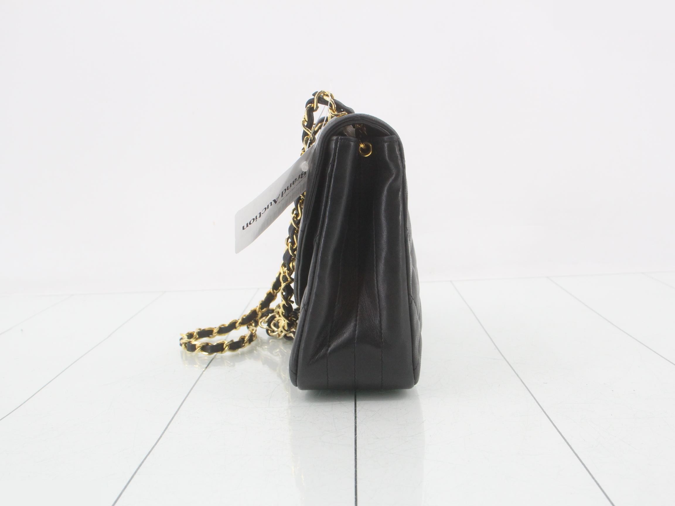Matelassé Classic Chain Shoulder Bag, Lambskin, Black, Series 1, W22cm — view 3