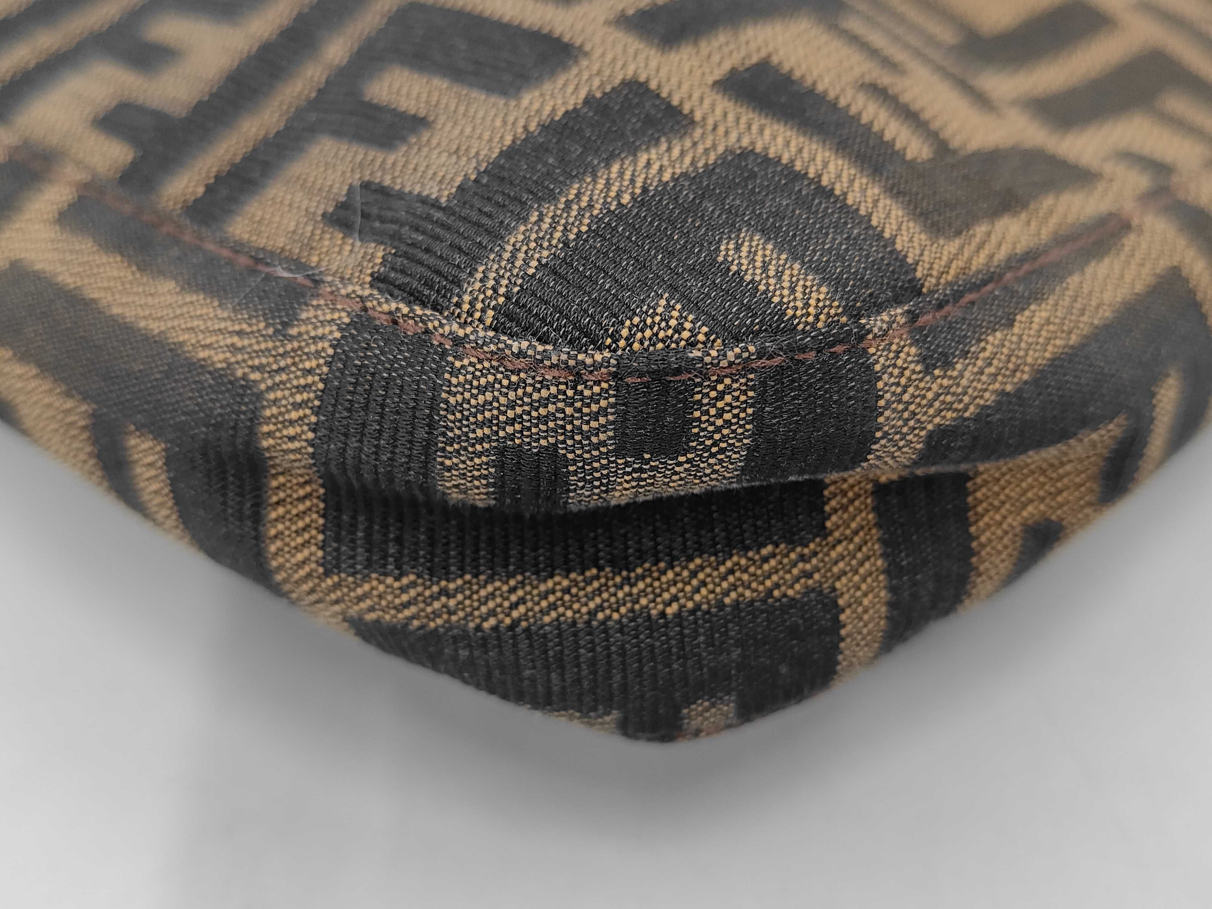 Zucca pattern one-shoulder bag, brown canvas and leather shoulder bag. — view 3