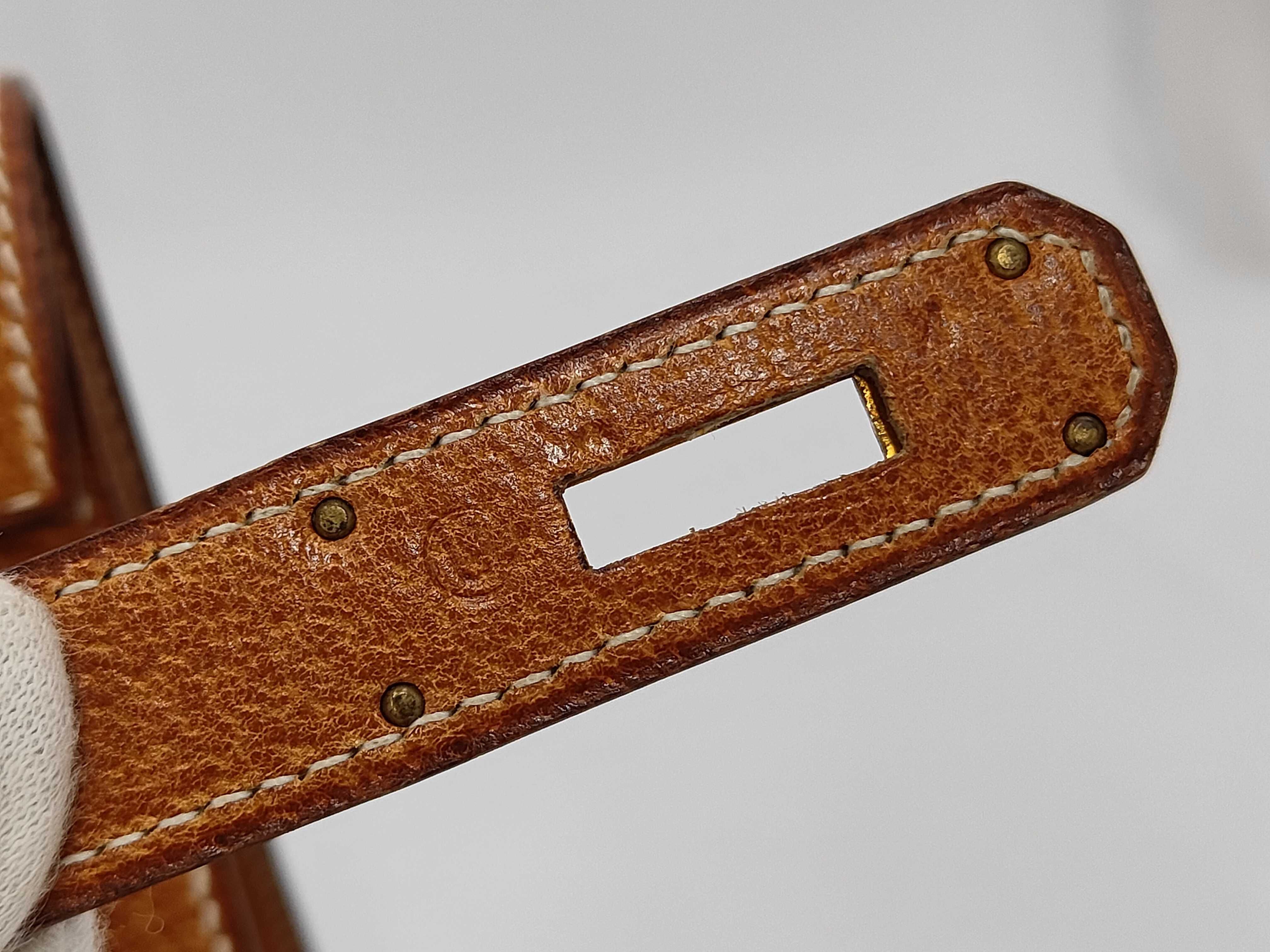 Kelly 32 Natural Courchevel Leather, Gold Hardware, External Stitching, Purchased in 1991, U Stamp, Strap and Key Included, Handbag — view 8