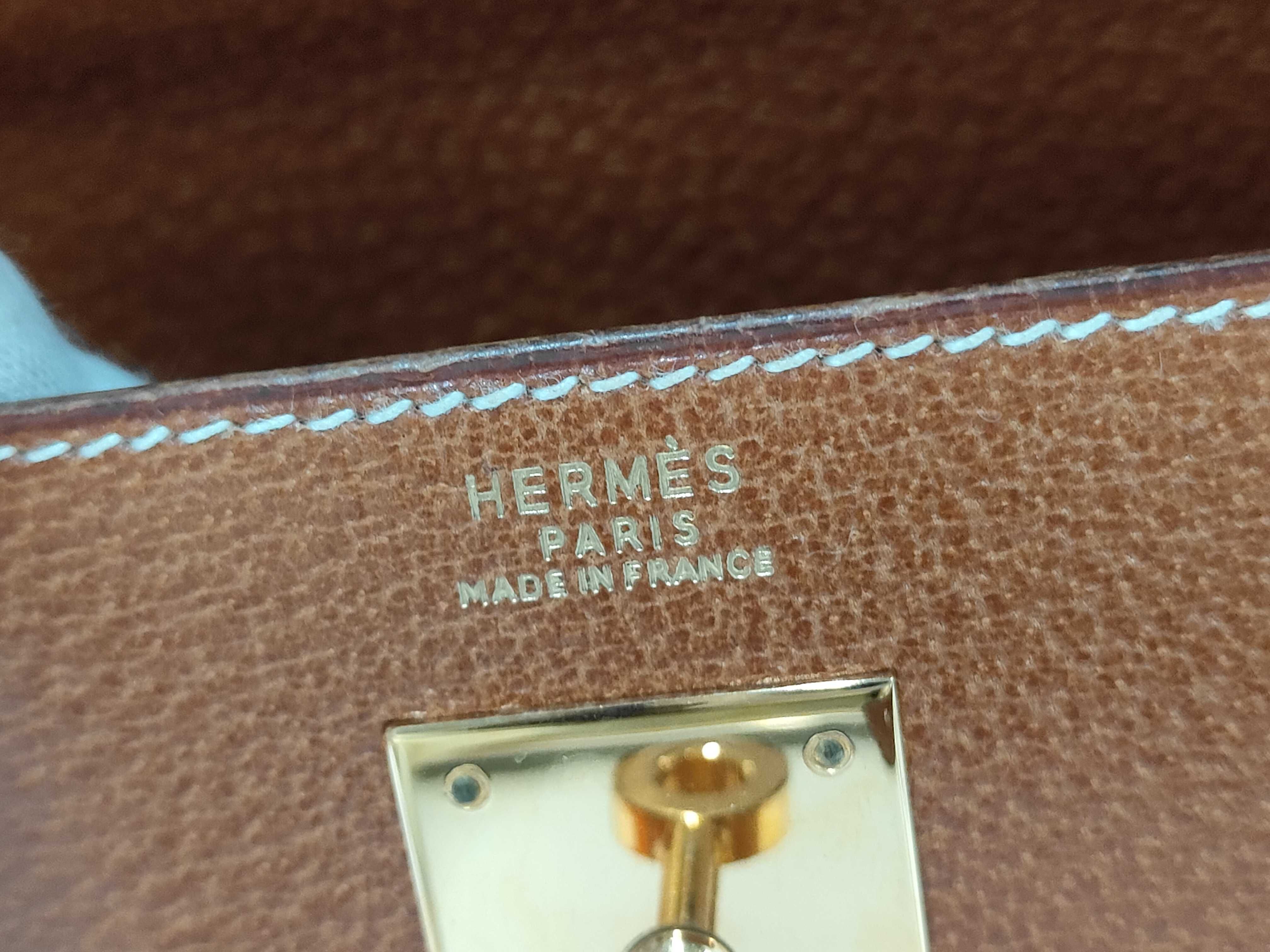 Kelly 32 Natural Courchevel Leather, Gold Hardware, External Stitching, Purchased in 1991, U Stamp, Strap and Key Included, Handbag — view 9