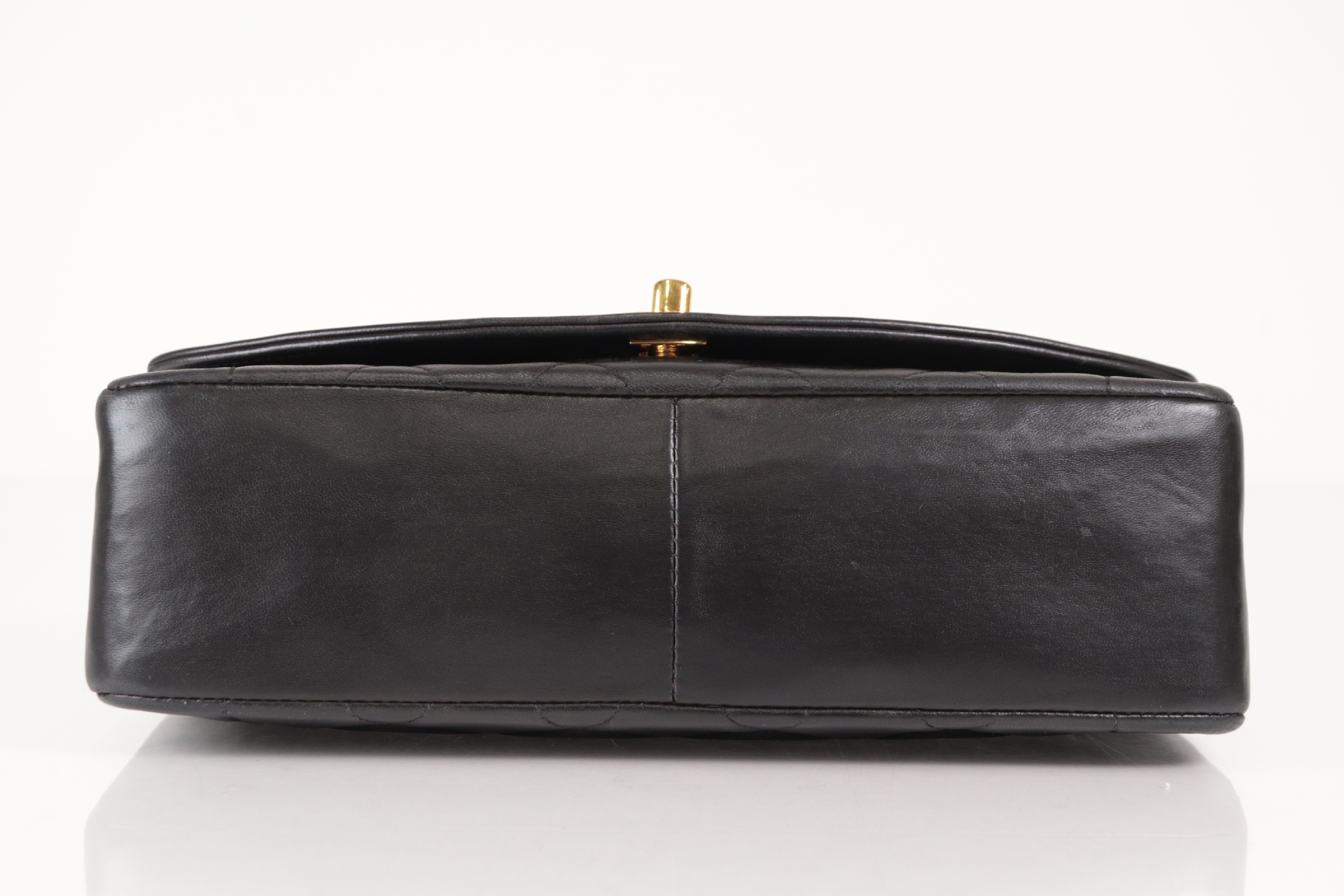 Diana 25 Lambskin Chain Shoulder Bag (Serial No. 2) — view 7