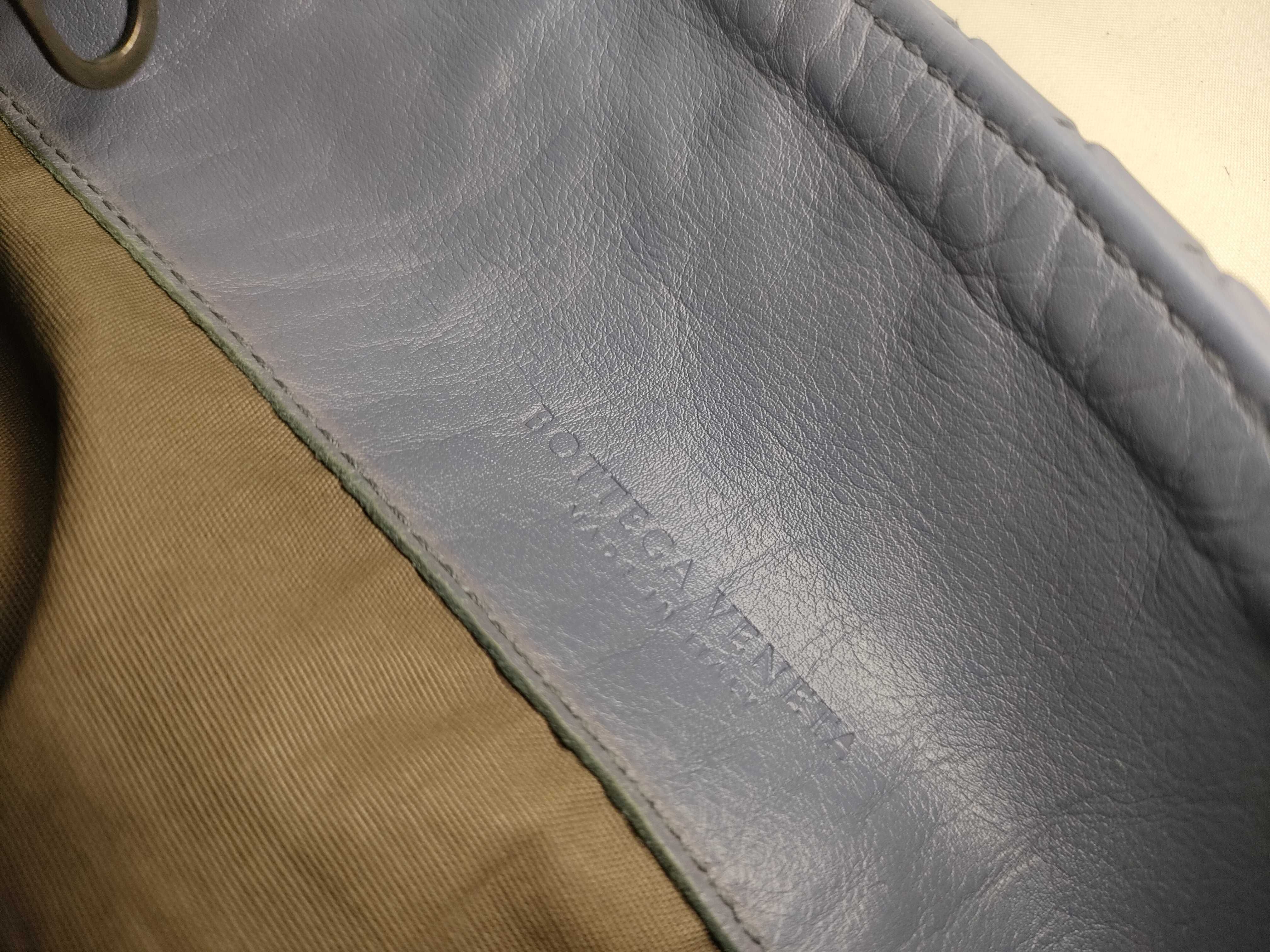 Intrecciato Bottega Veneta Shoulder Bag — view 12