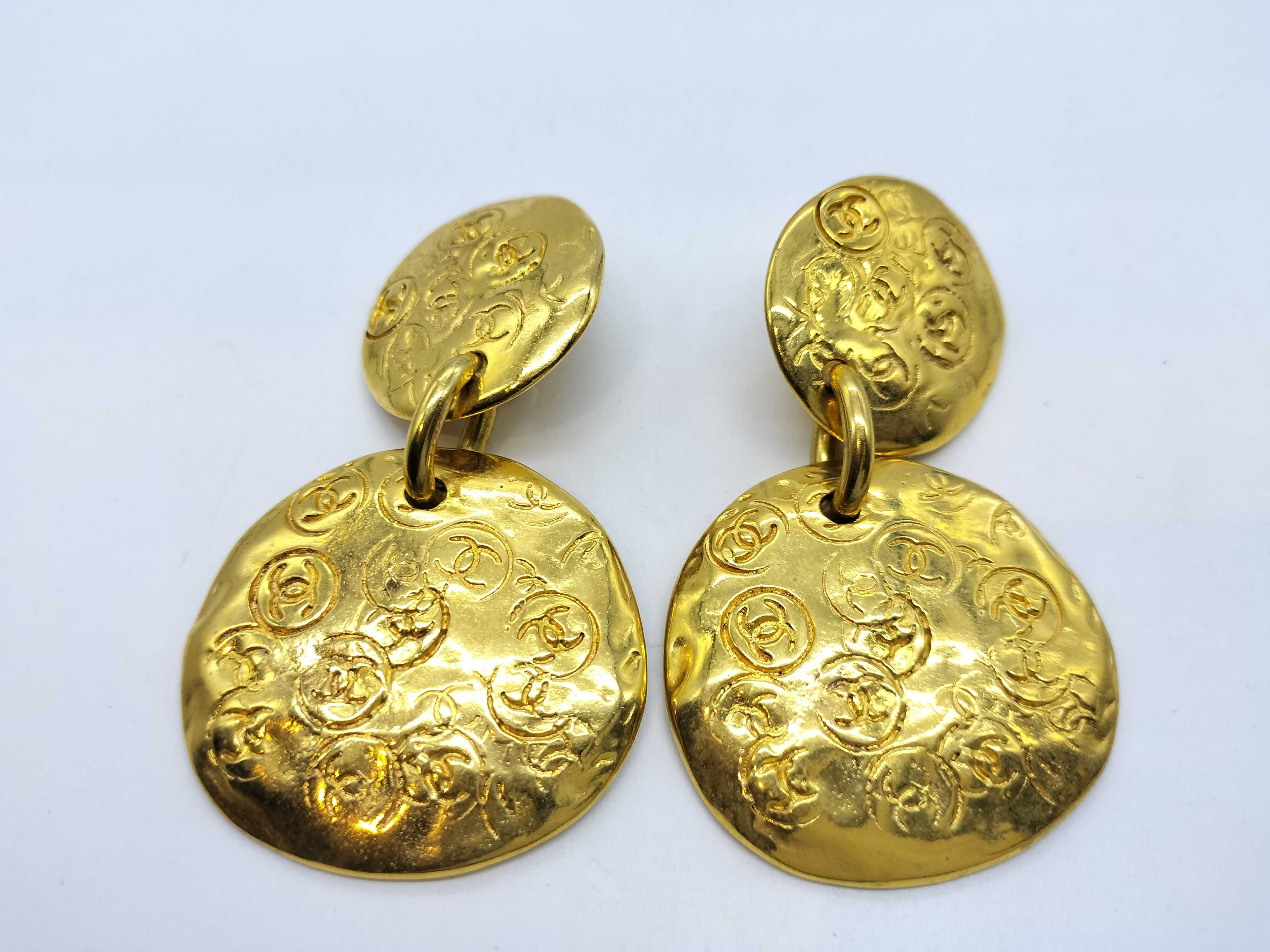 Vintage Earrings 93 P Earrings