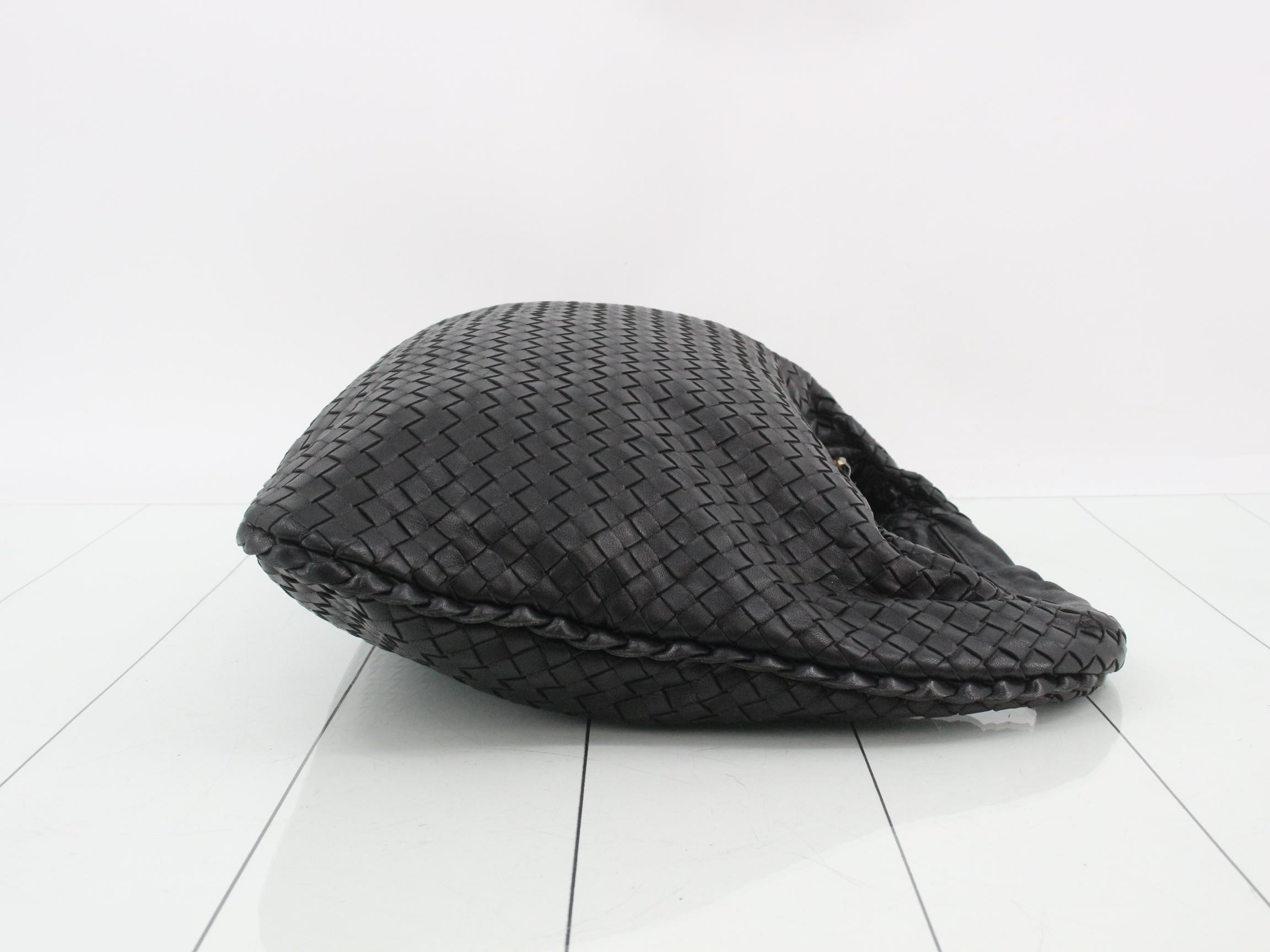 Hobo Intrecciato Black Shoulder Bag — view 3