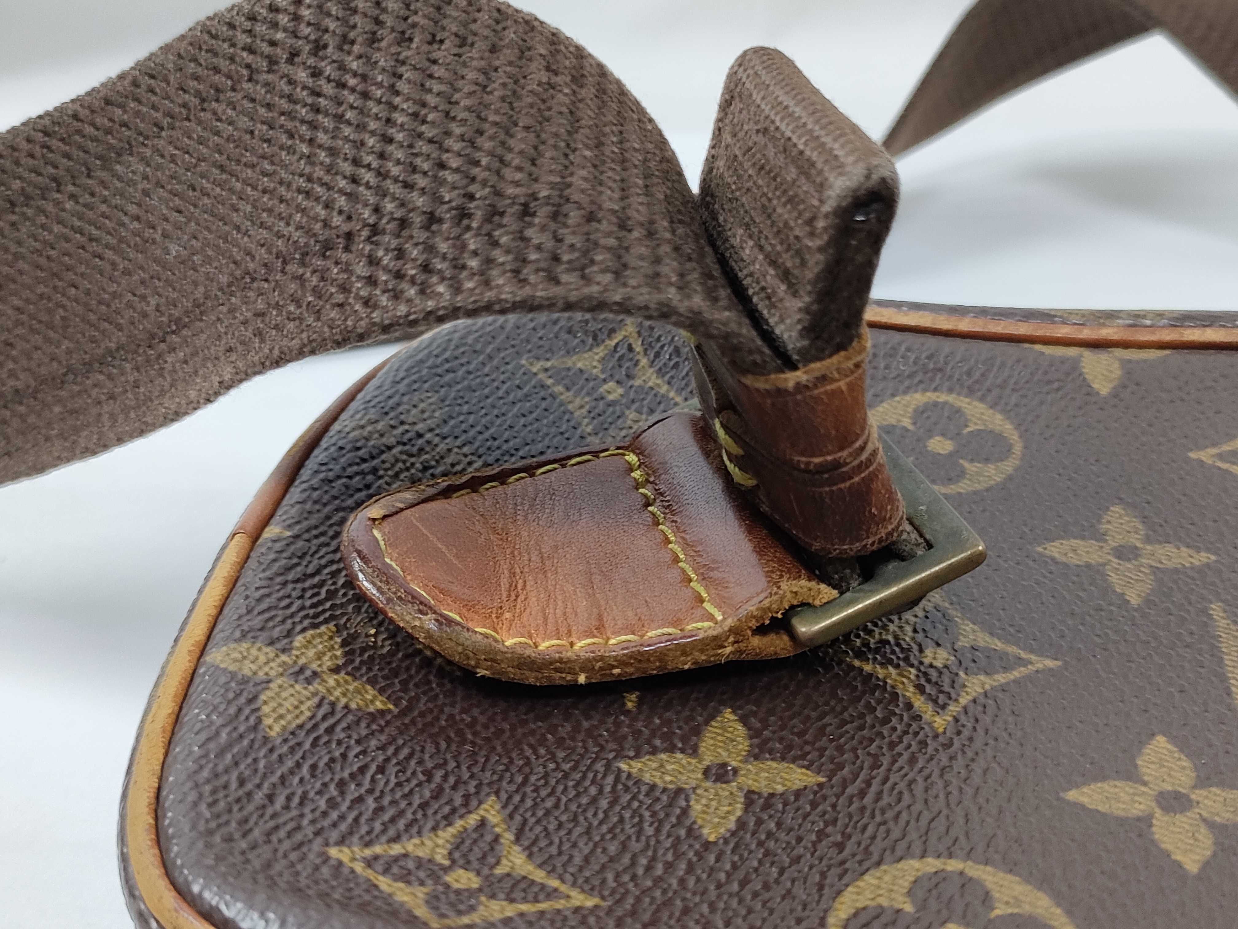 Monogram M51870 Monogram Pochette Gange Shoulder Bag — view 3