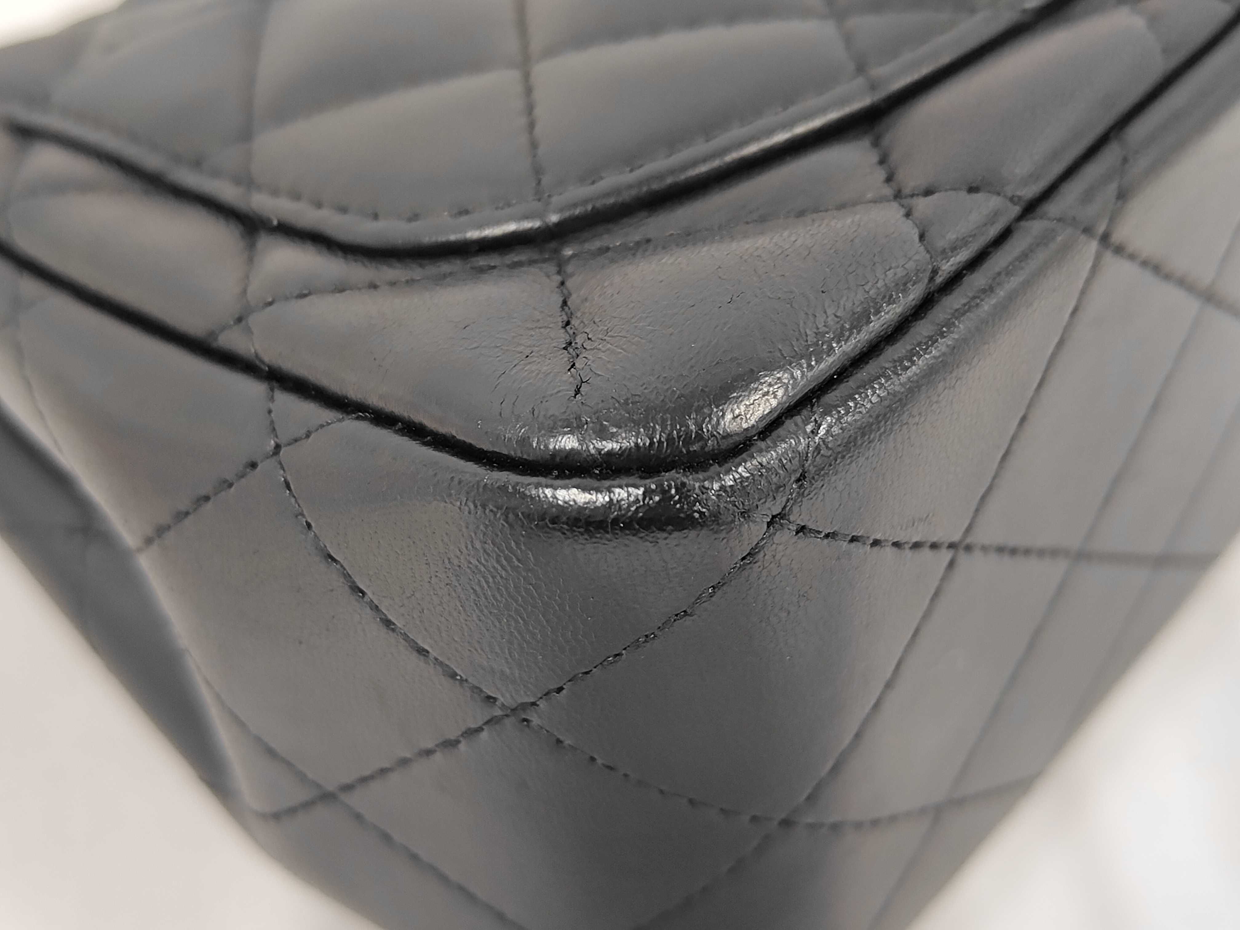 Matelassé Mini Matelassé A35200 Shoulder Bag — view 3