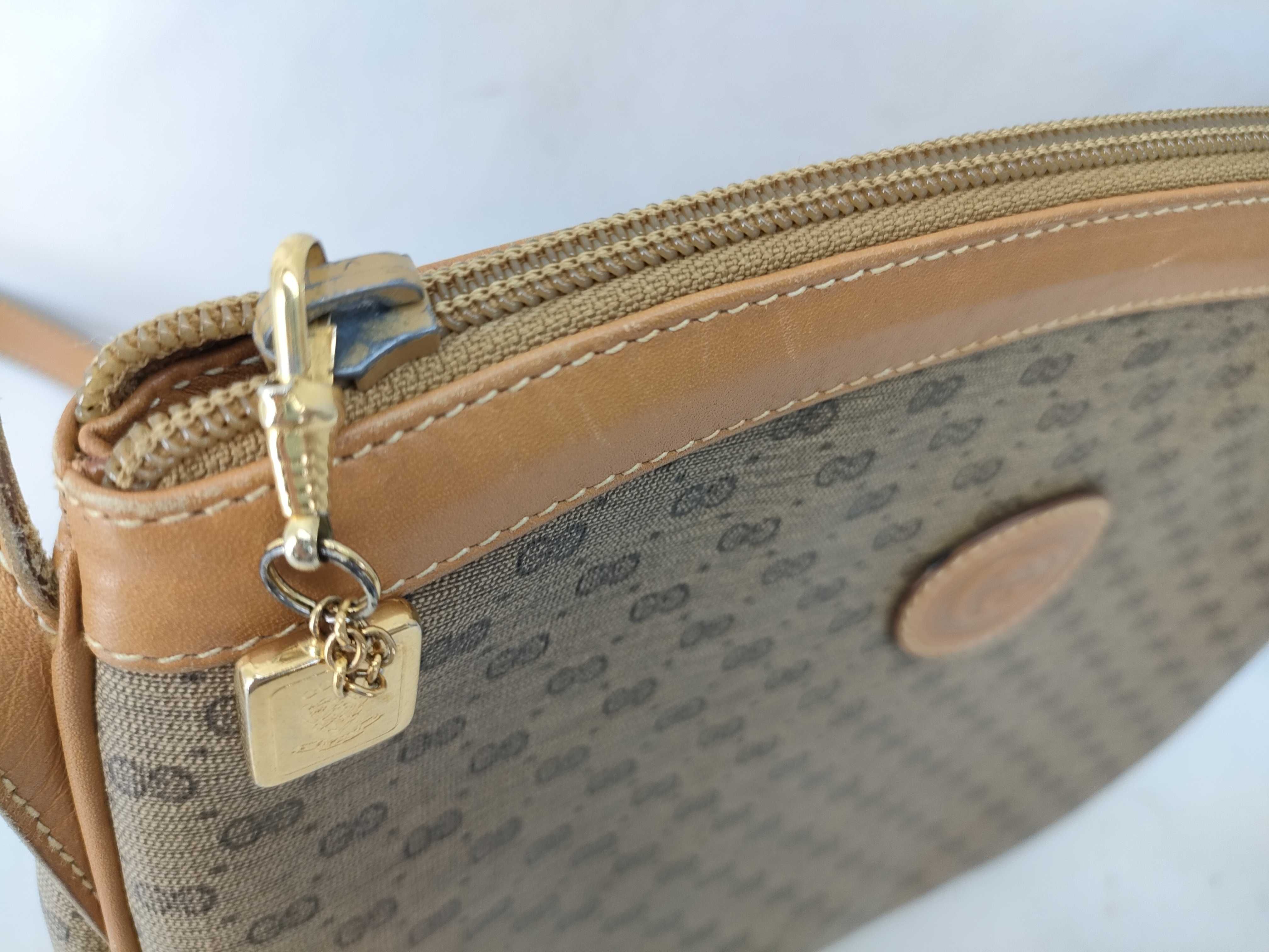 Old Micro G Interlocking G PVC Shoulder Bag — view 8