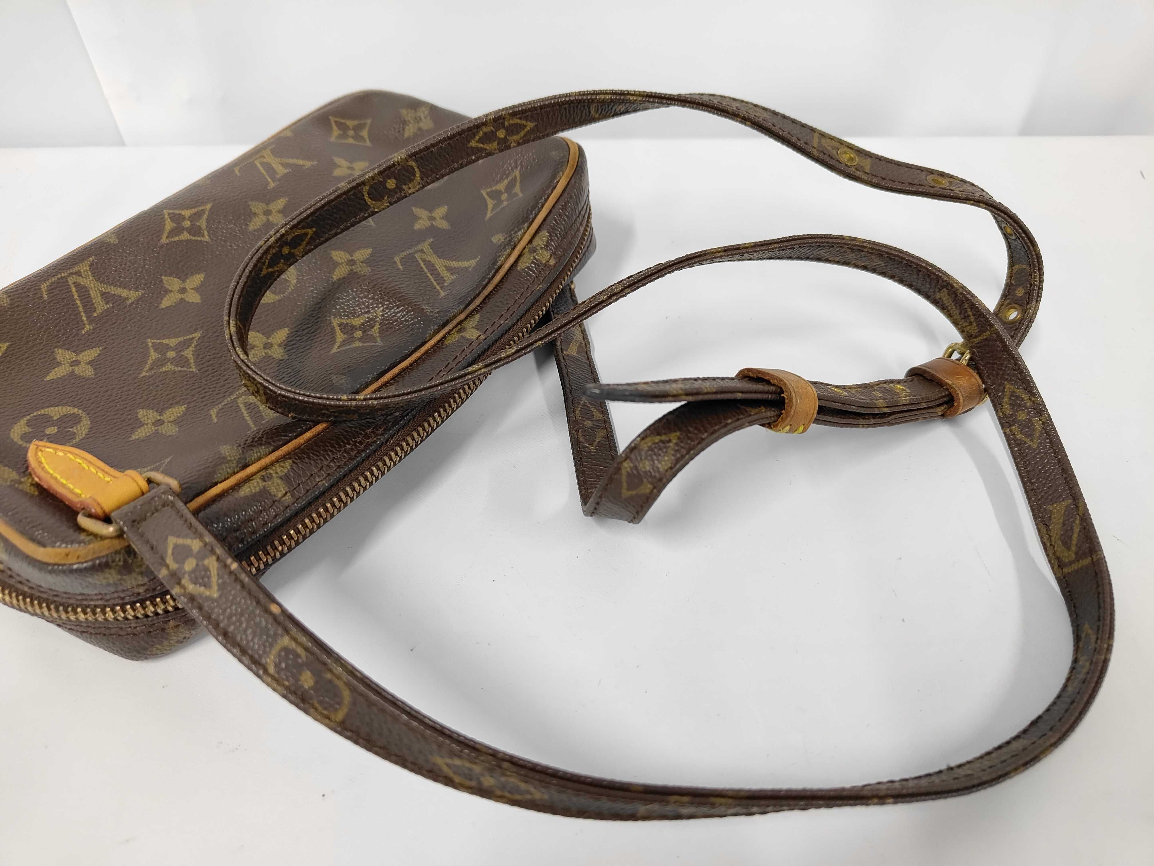 M51828 Monogram Pochette Marly Bandoulière Shoulder Bag — view 3