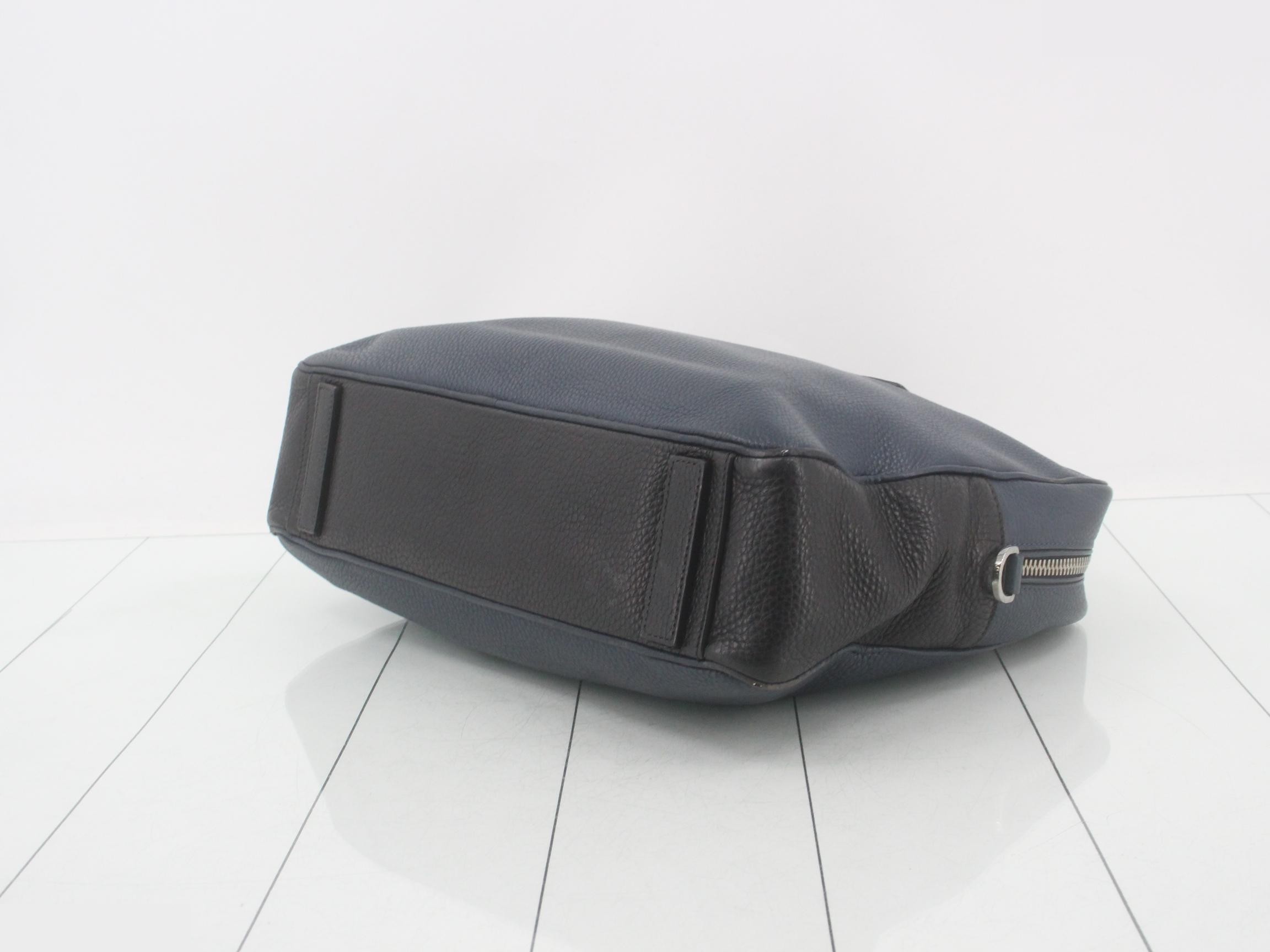 VA1051 Vitello Daino Handbag — view 6