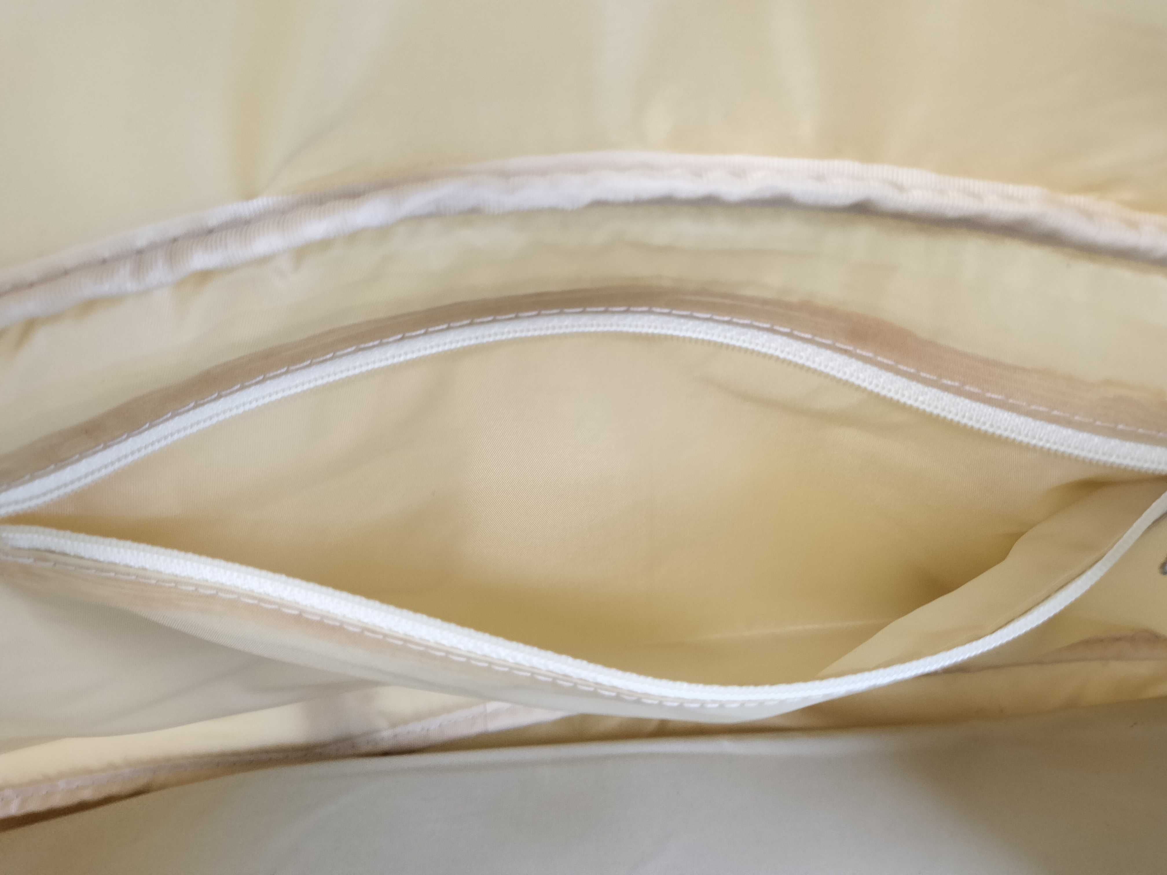 Fragrance Boston Bag White Boston Bag — view 12