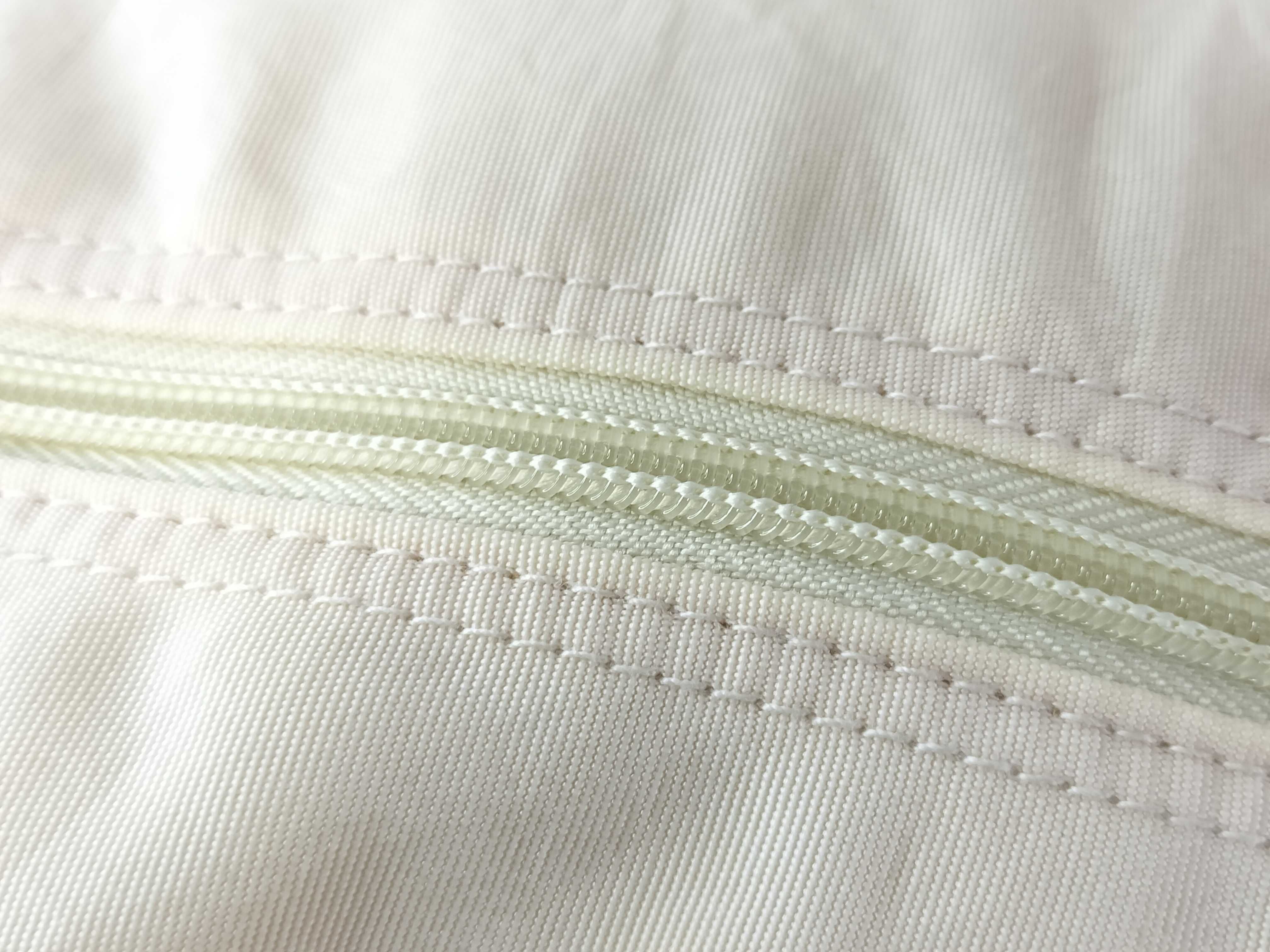 Fragrance Boston Bag White Boston Bag — view 9