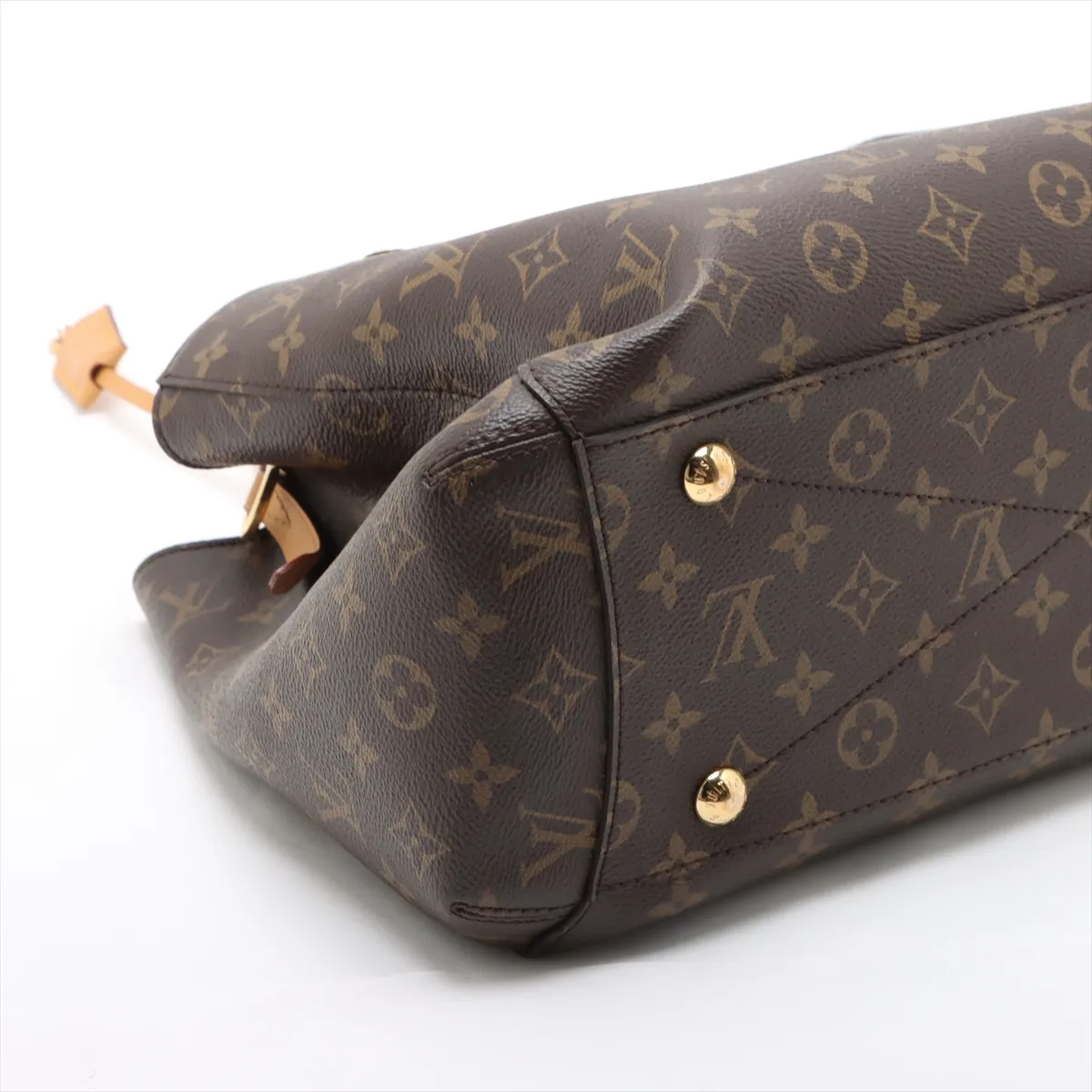 Monogram Montaigne GM M41067 TR0127 Brown Painted Crochette Strap Crack — view 4