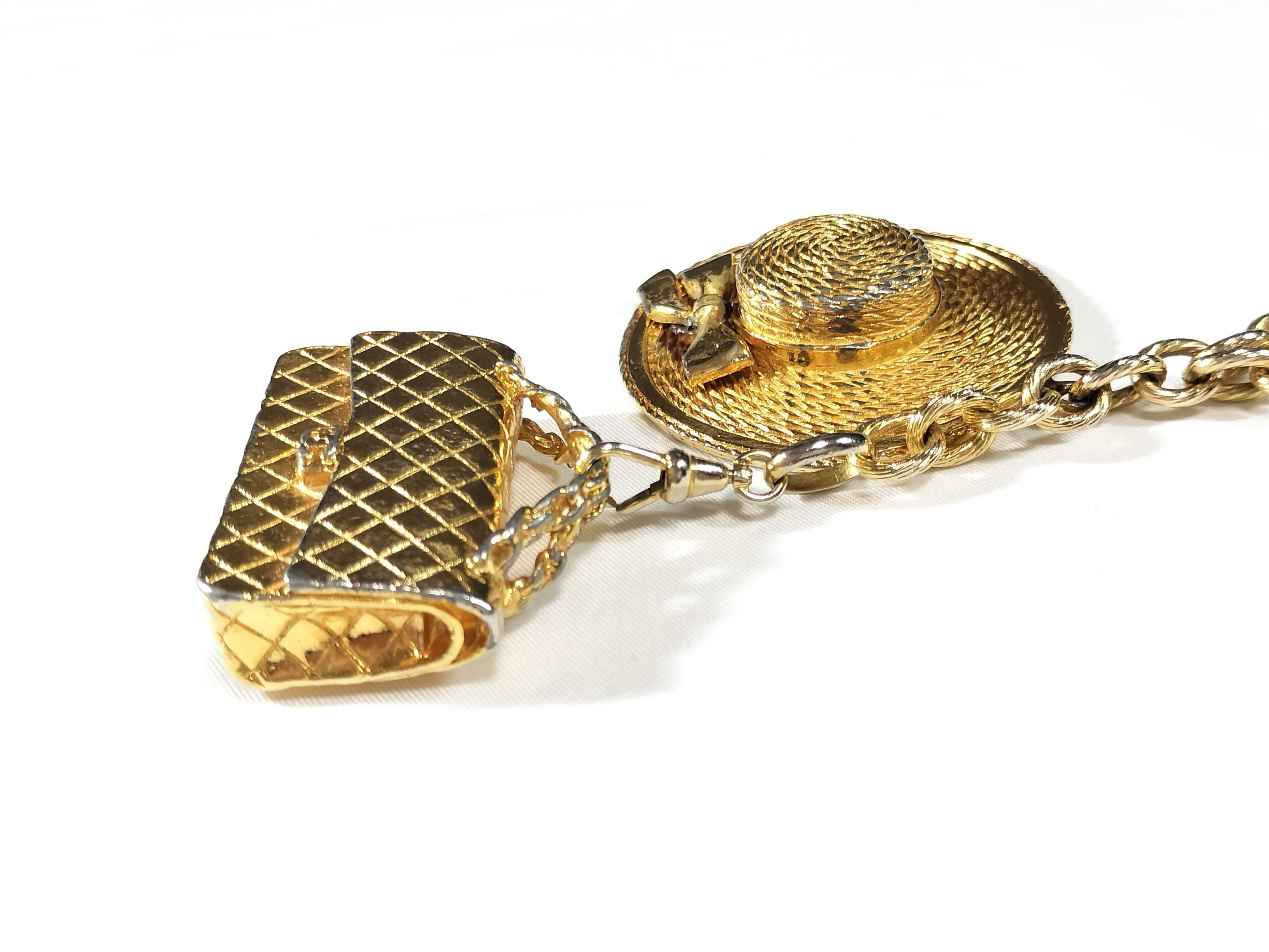Matelassé bag, hat motif chain necklace, gold, and other accessories. — view 3