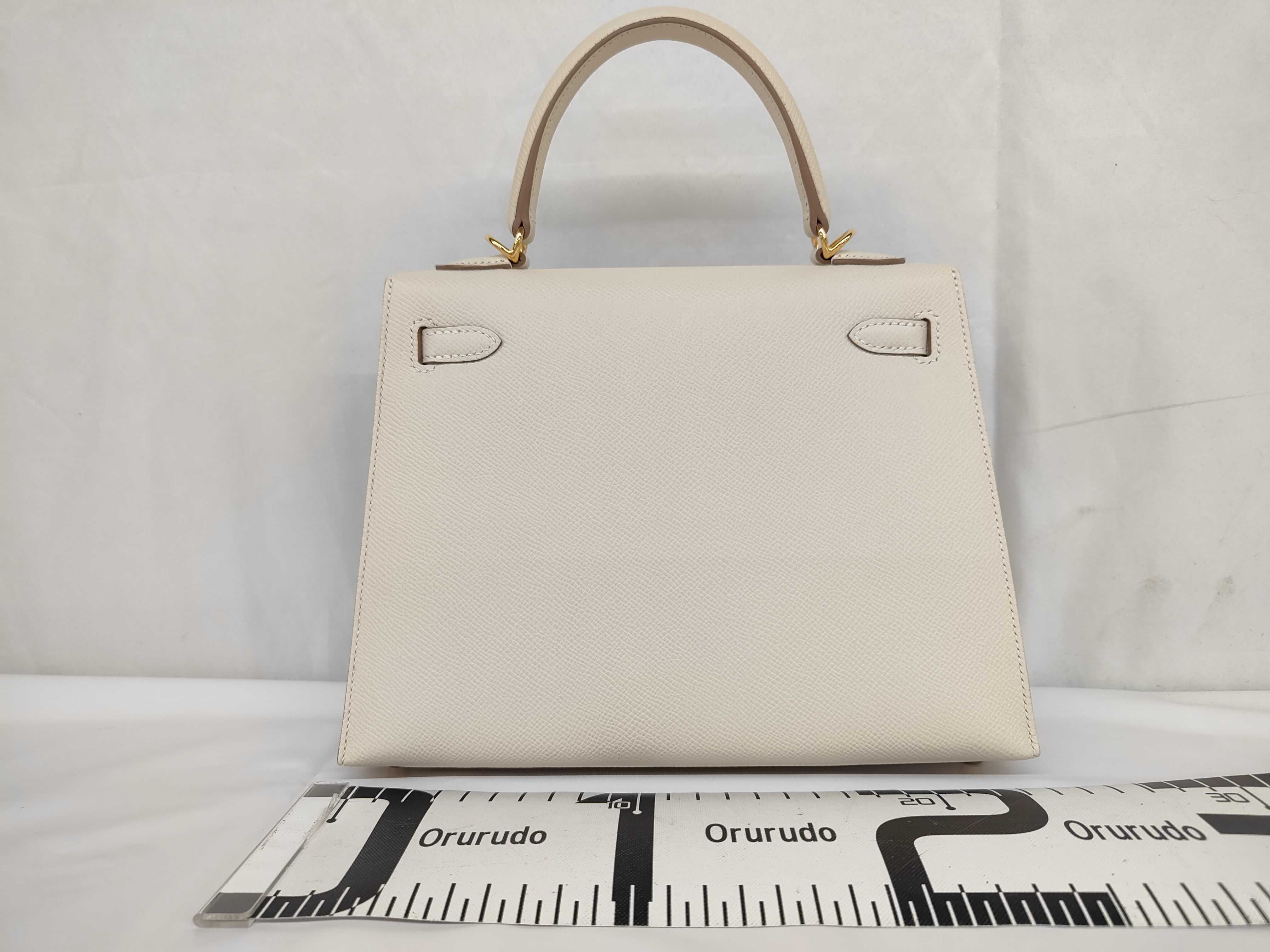 Kelly 25 Craie Gold Hardware Epsom Leather Z Stamp Handbag — view 2