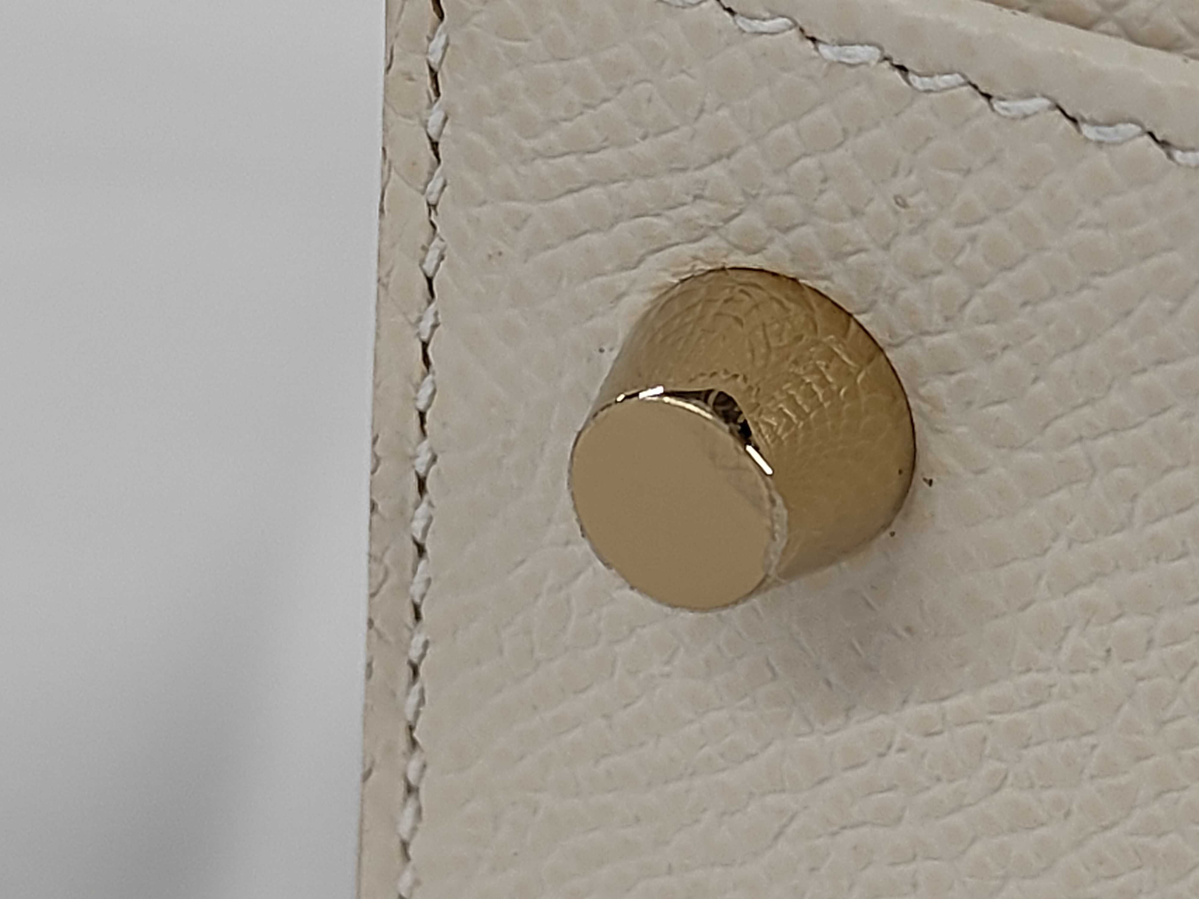 Kelly 25 Craie Gold Hardware Epsom Leather Z Stamp Handbag — view 14