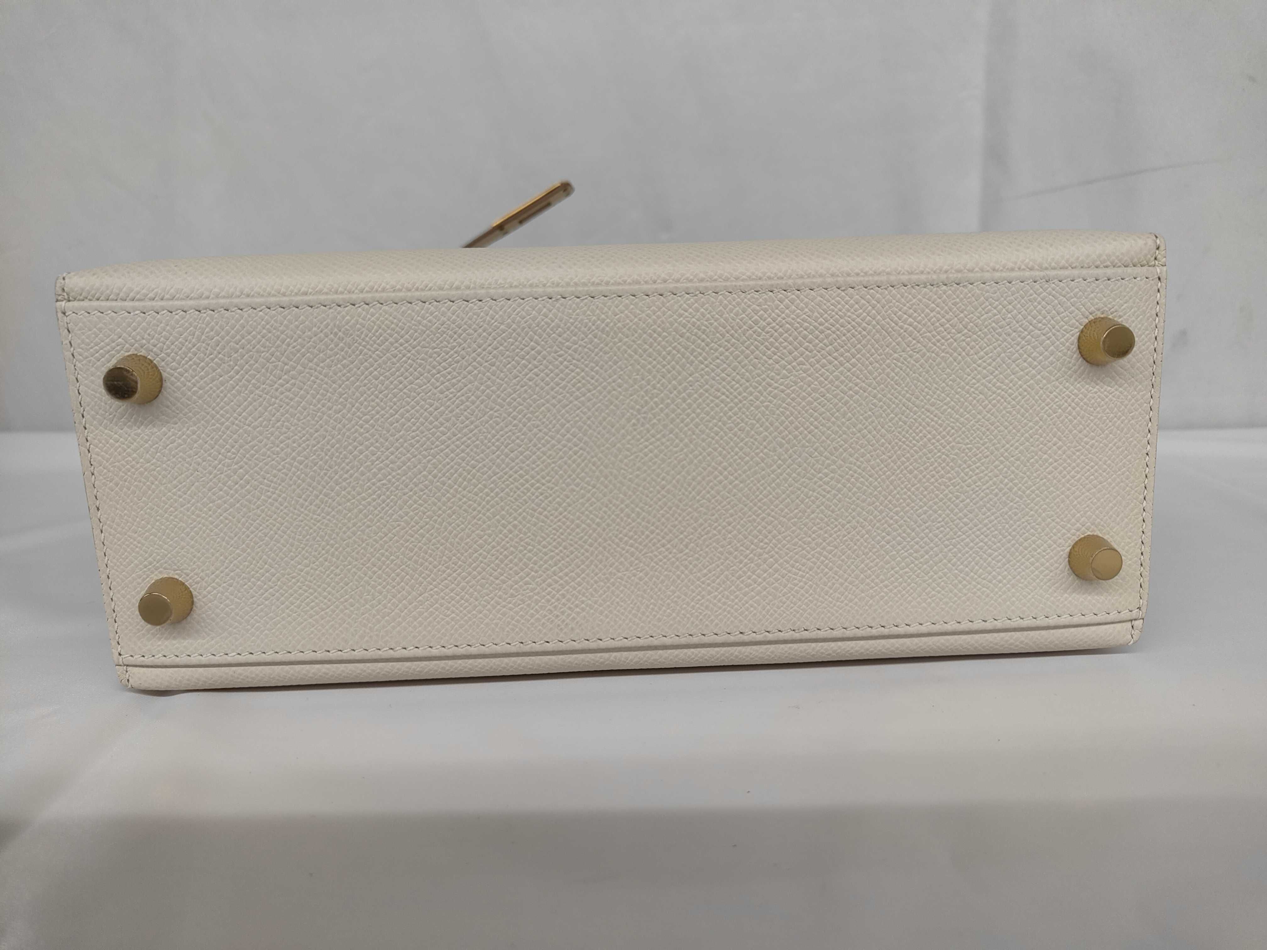 Kelly 25 Craie Gold Hardware Epsom Leather Z Stamp Handbag — view 7