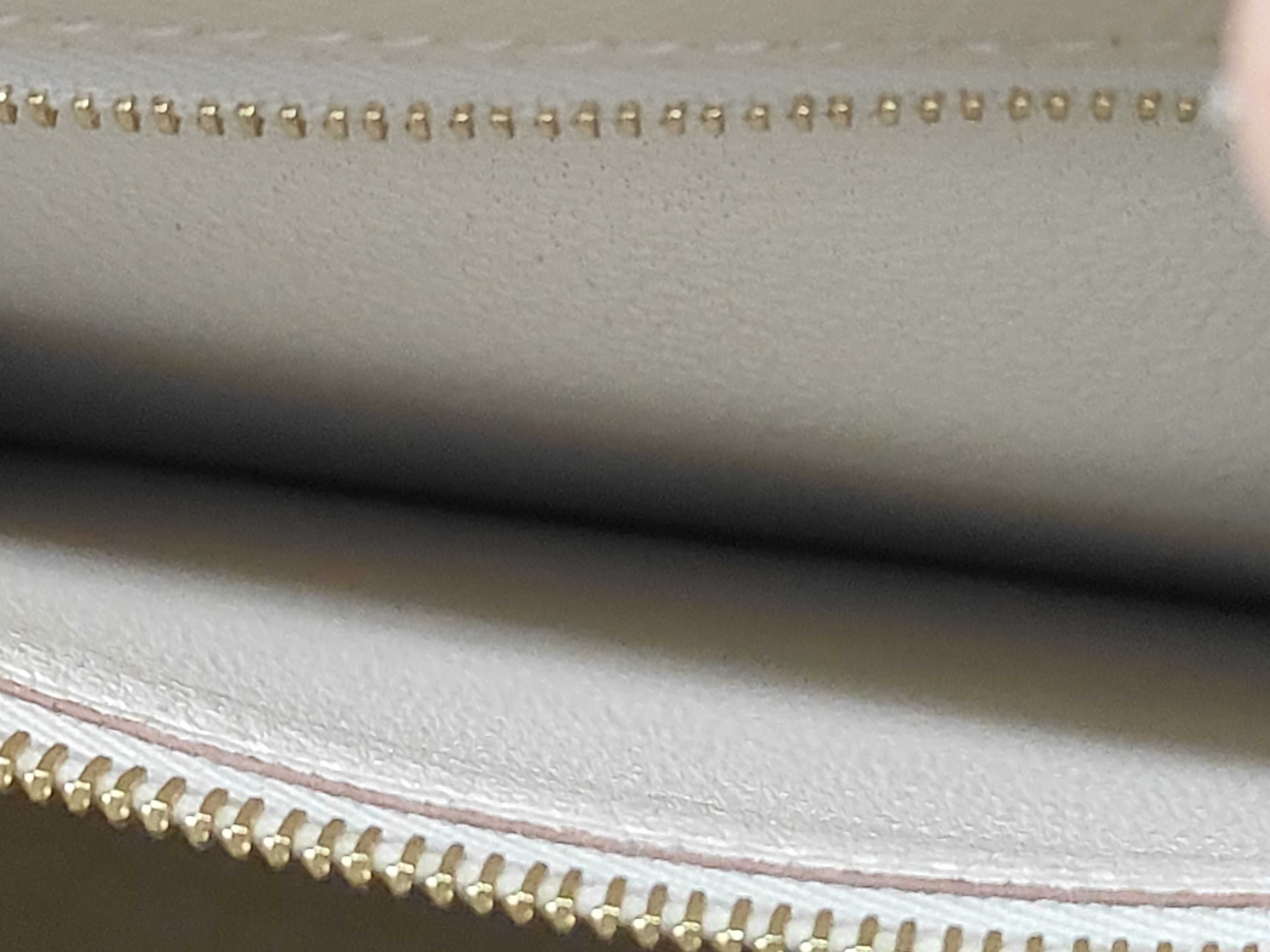 Kelly 25 Craie Gold Hardware Epsom Leather Z Stamp Handbag — view 10