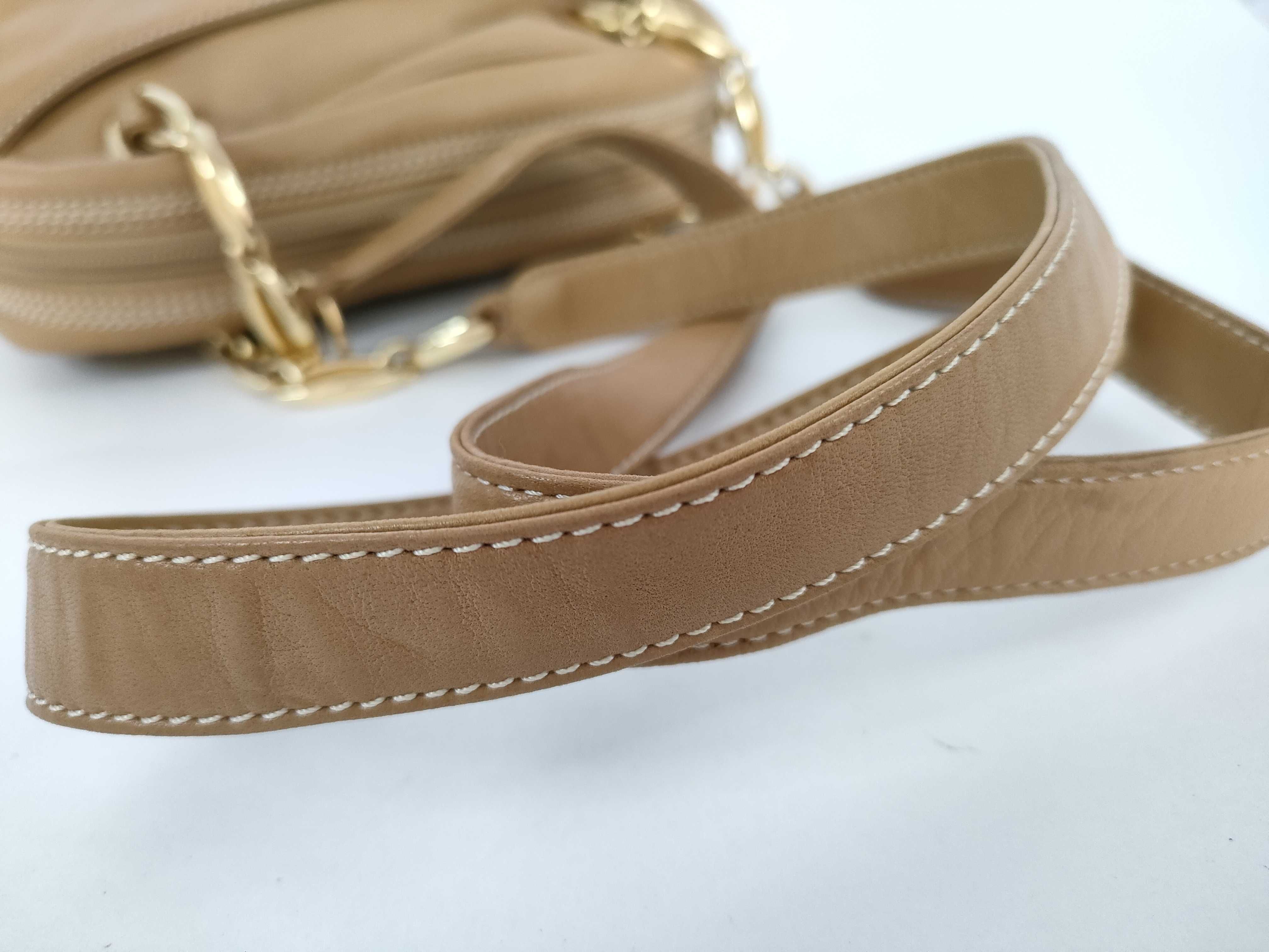 Lambskin Beige Shoulder Bag — view 4