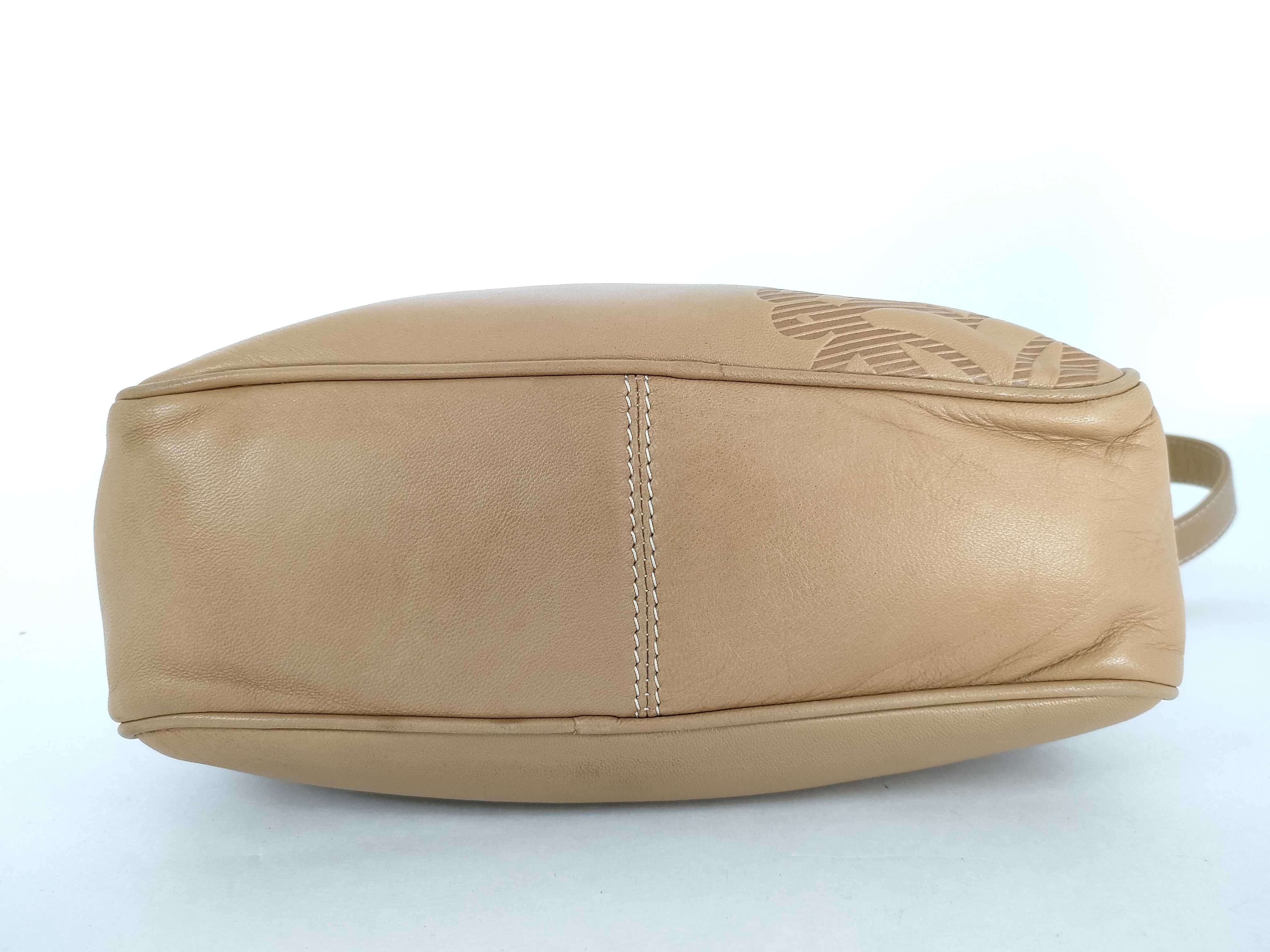 Lambskin Beige Shoulder Bag — view 7