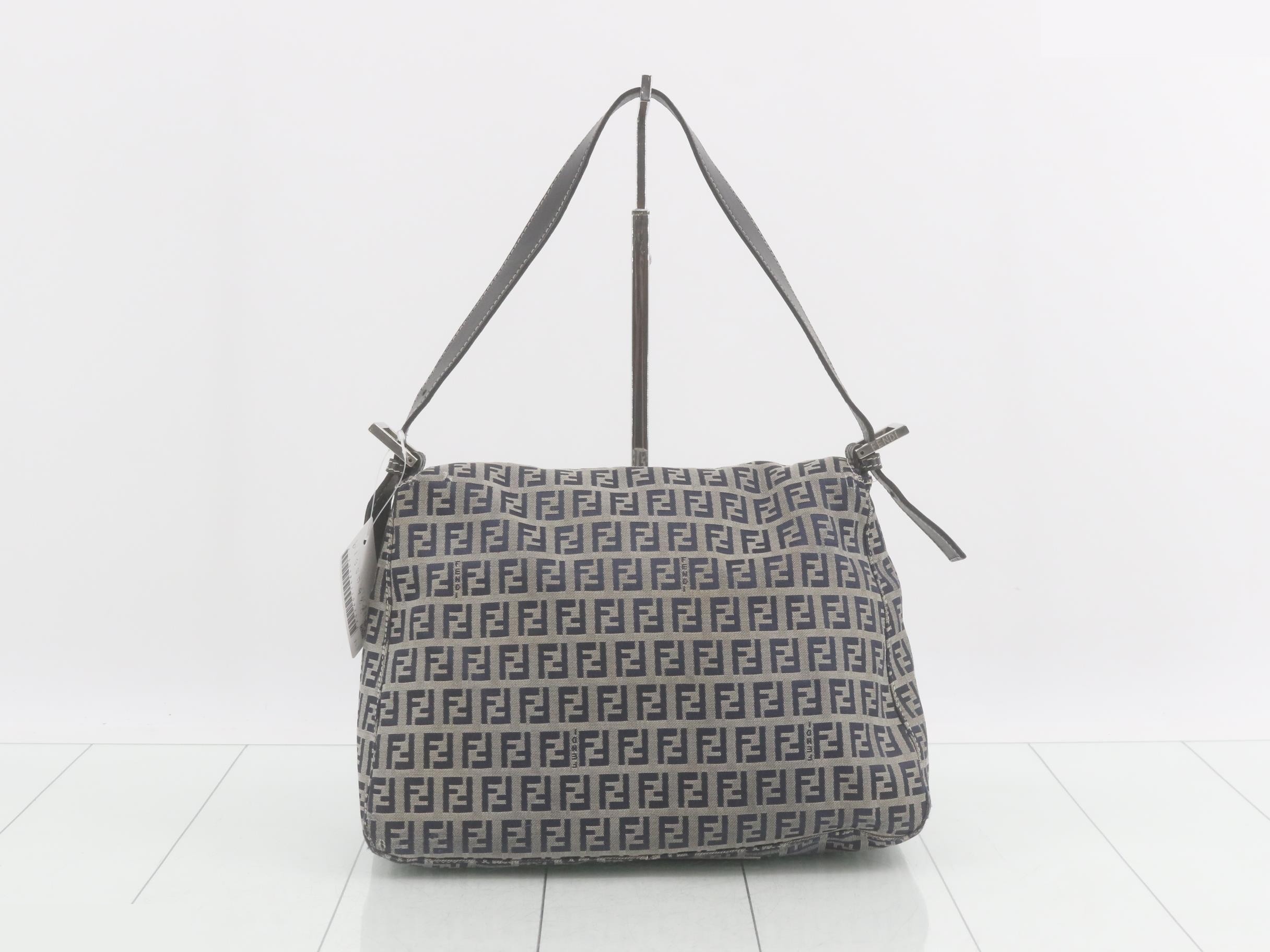 Mamma Bucket Zucchino Canvas One-Shoulder Bag — view 2