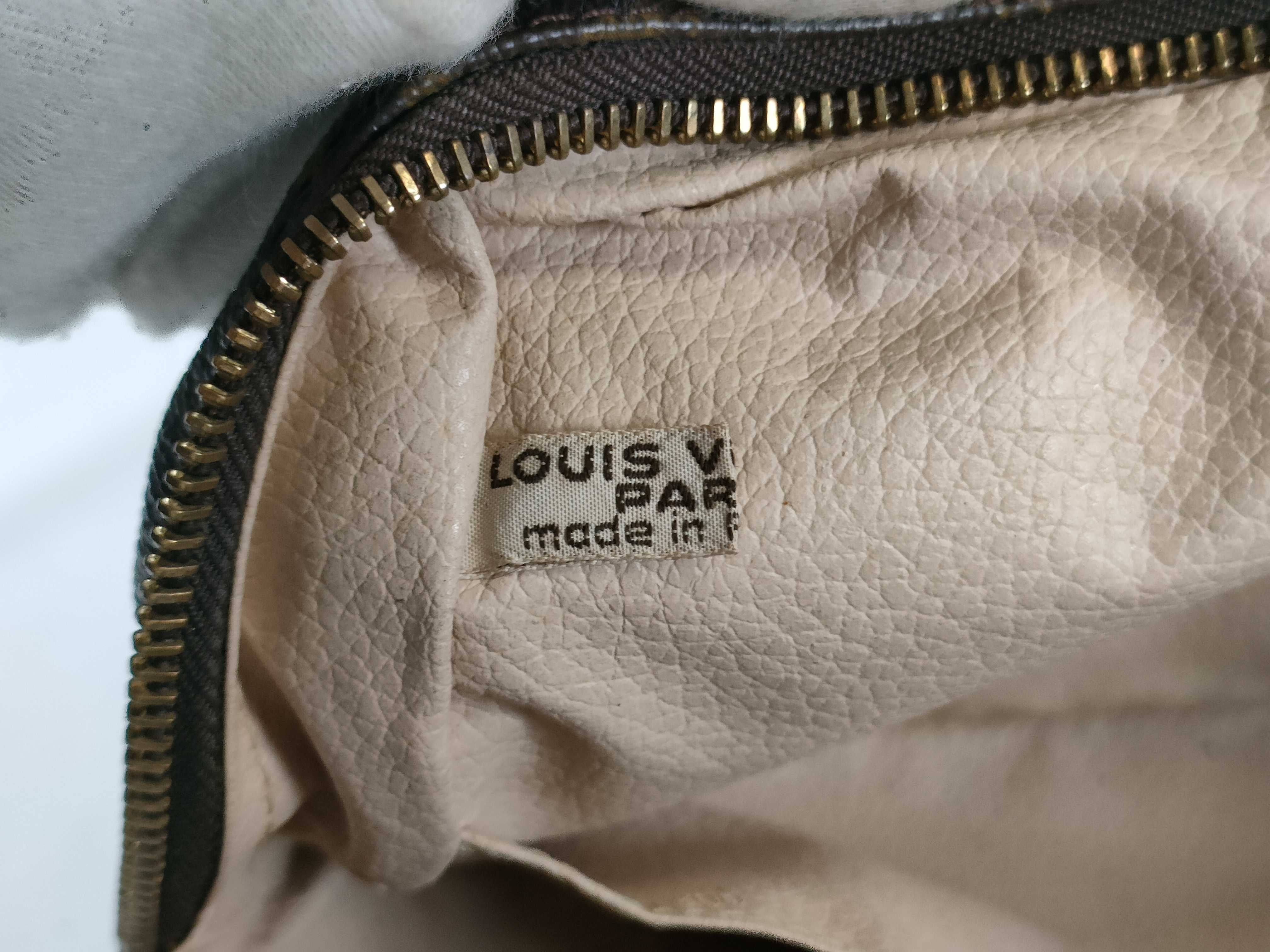 Monogram Louis Vuitton Trousses Toilette 28 Monogram M47522 Pouch — view 11