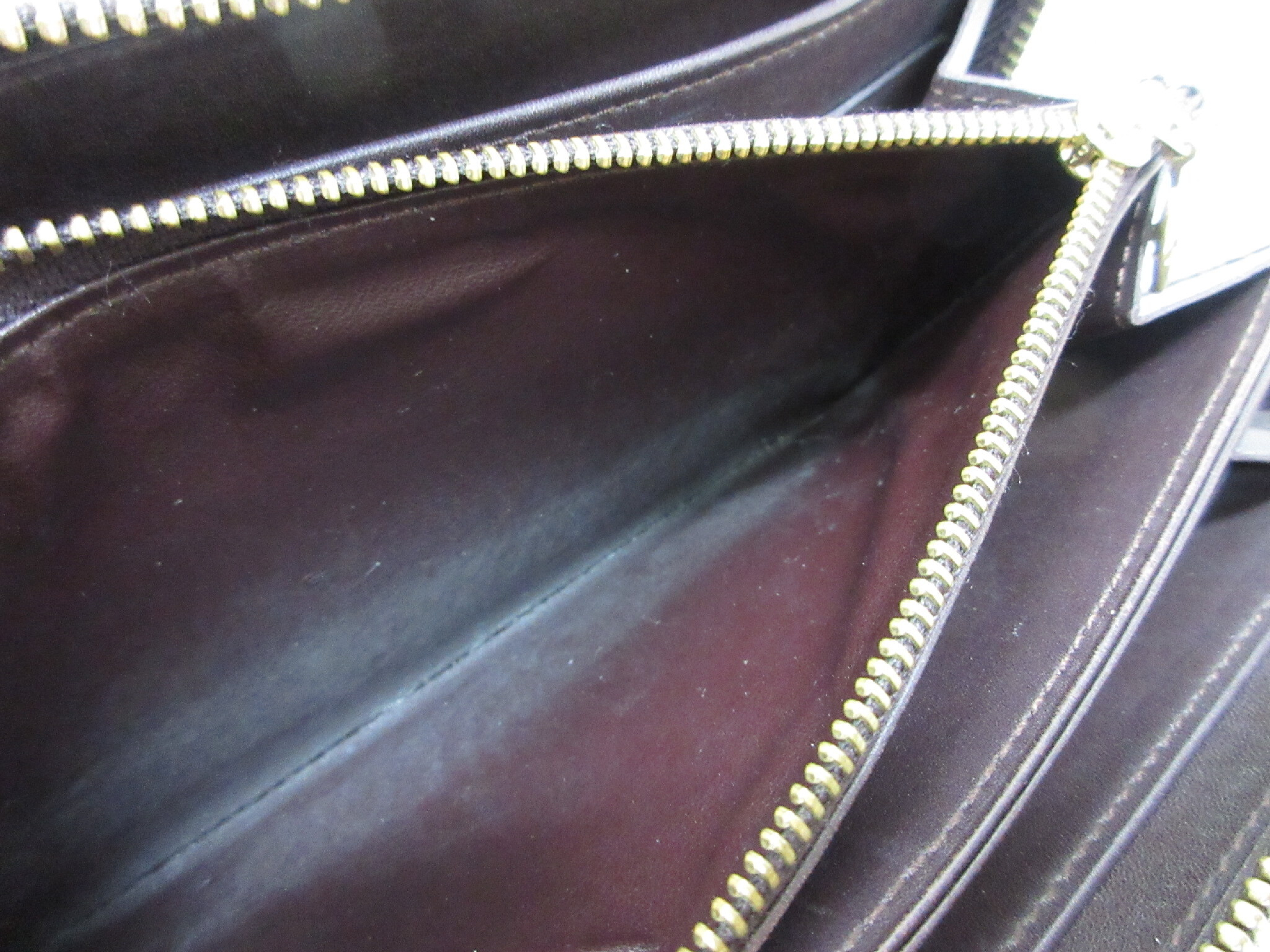 Vernis Zippy Wallet M93522 Round Zipper Long Wallet SP3161 Wallet — view 7