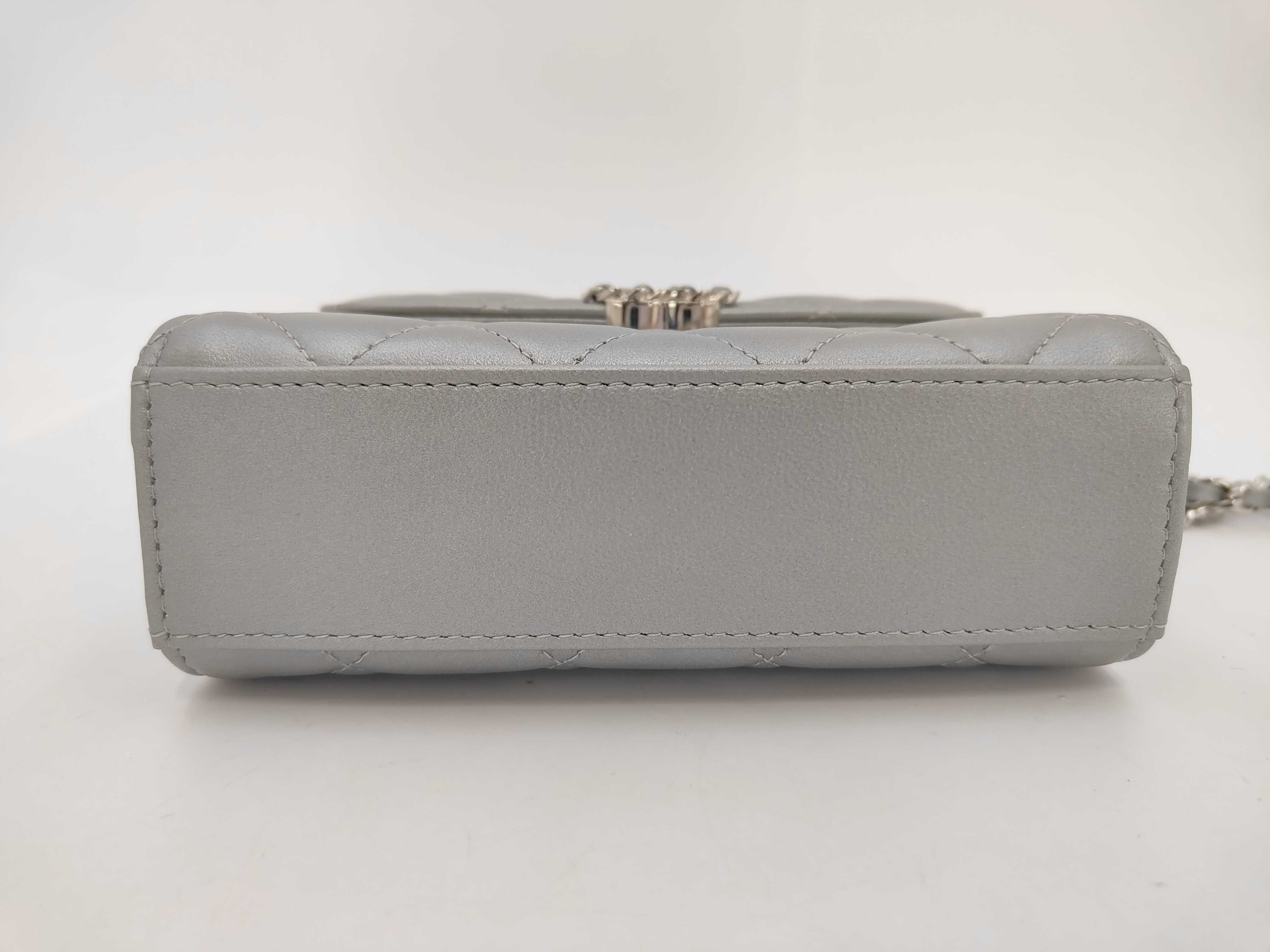 19 Chain Shoulder Bag, 2-way, Silver, Random Seal, Inner Protective Seal Included, Shoulder Bag — view 7