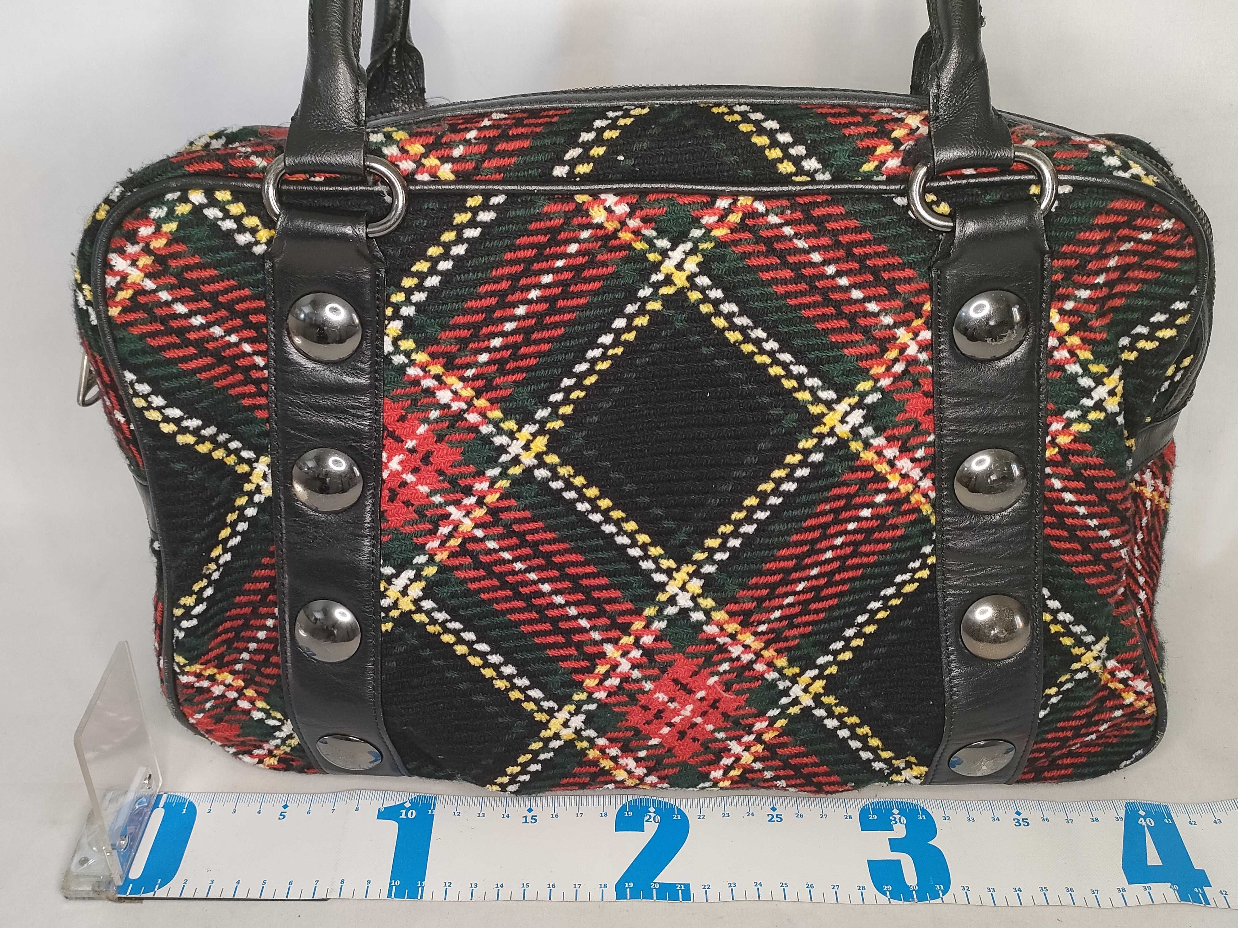 Blue Label Burberry Shoulder Bag Check Wool Tote Bag — view 2