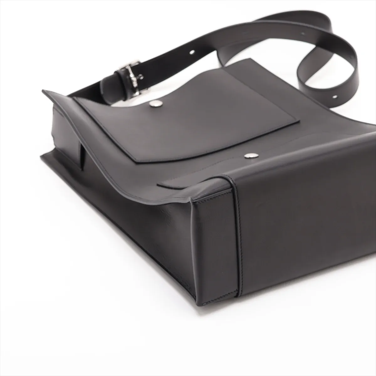 Cabache Evercolor Black Silver Hardware W:2024 — view 4