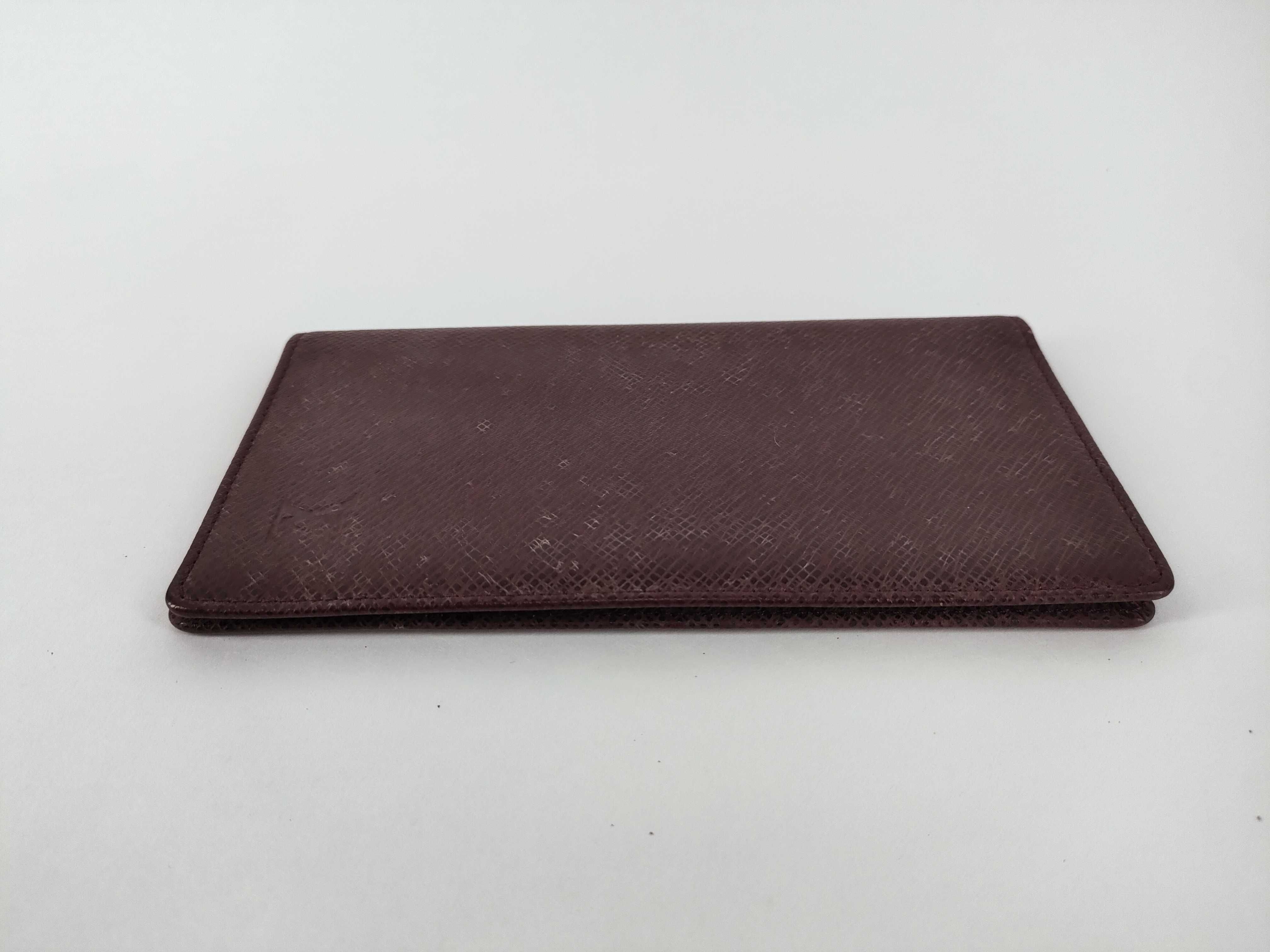 Taiga Louis Vuitton Taiga folding wallet, billfold. — view 7