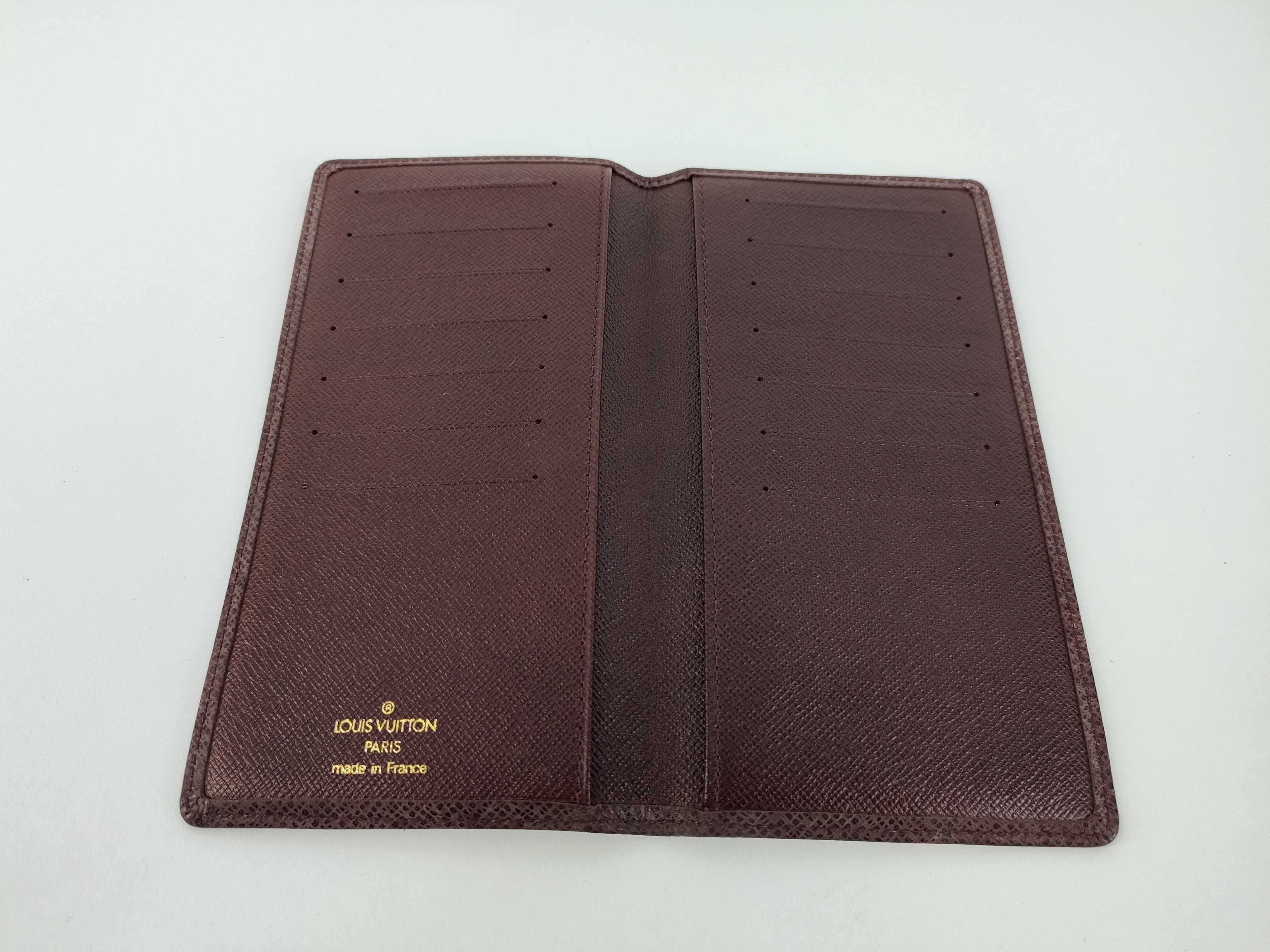 Taiga Louis Vuitton Taiga folding wallet, billfold. — view 8