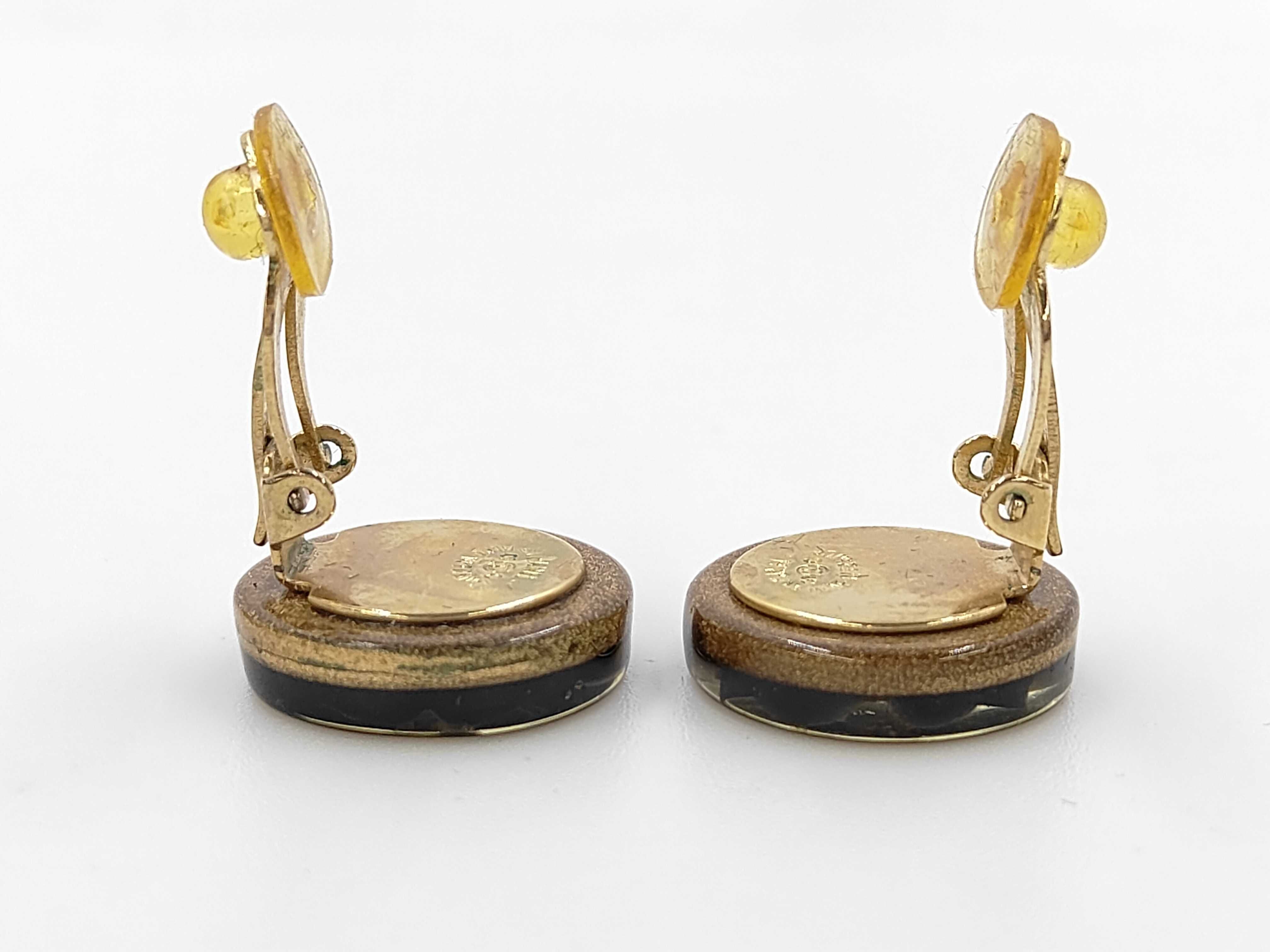 earrings — view 3
