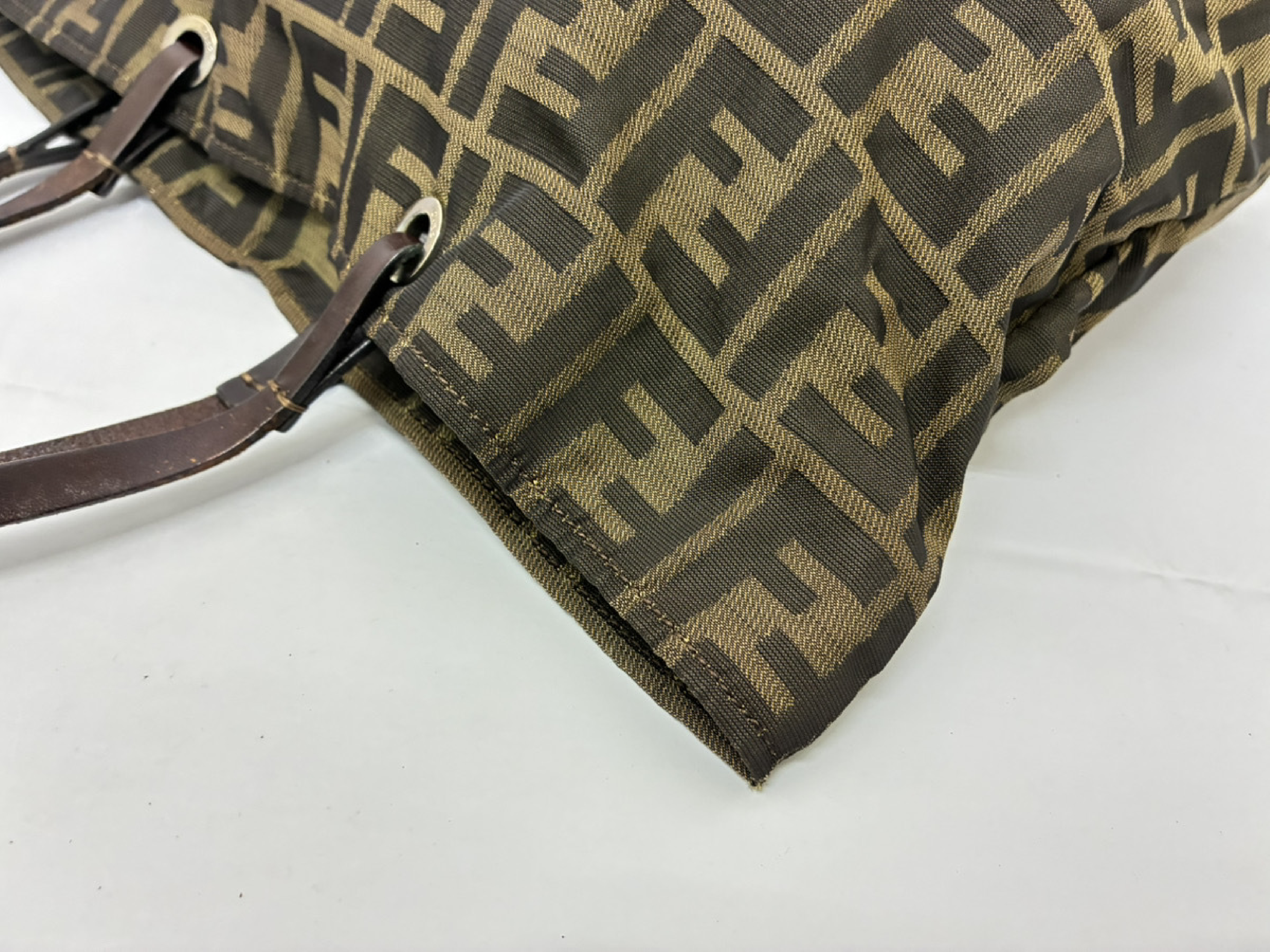 Zucca Tote Bag — view 6