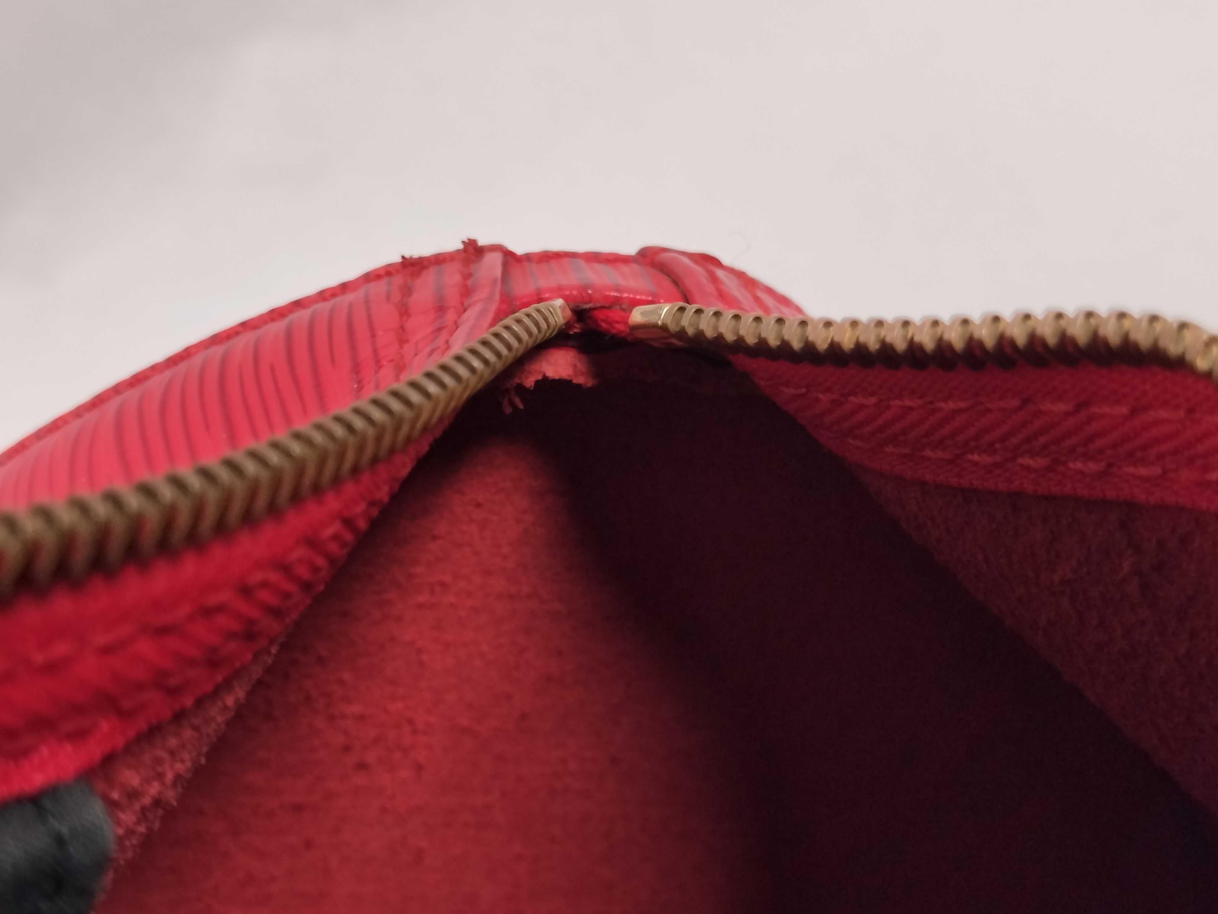 Epi Speedy 30 / Epi / Castilian Red / M43007 / VI1902 Handbag — view 12