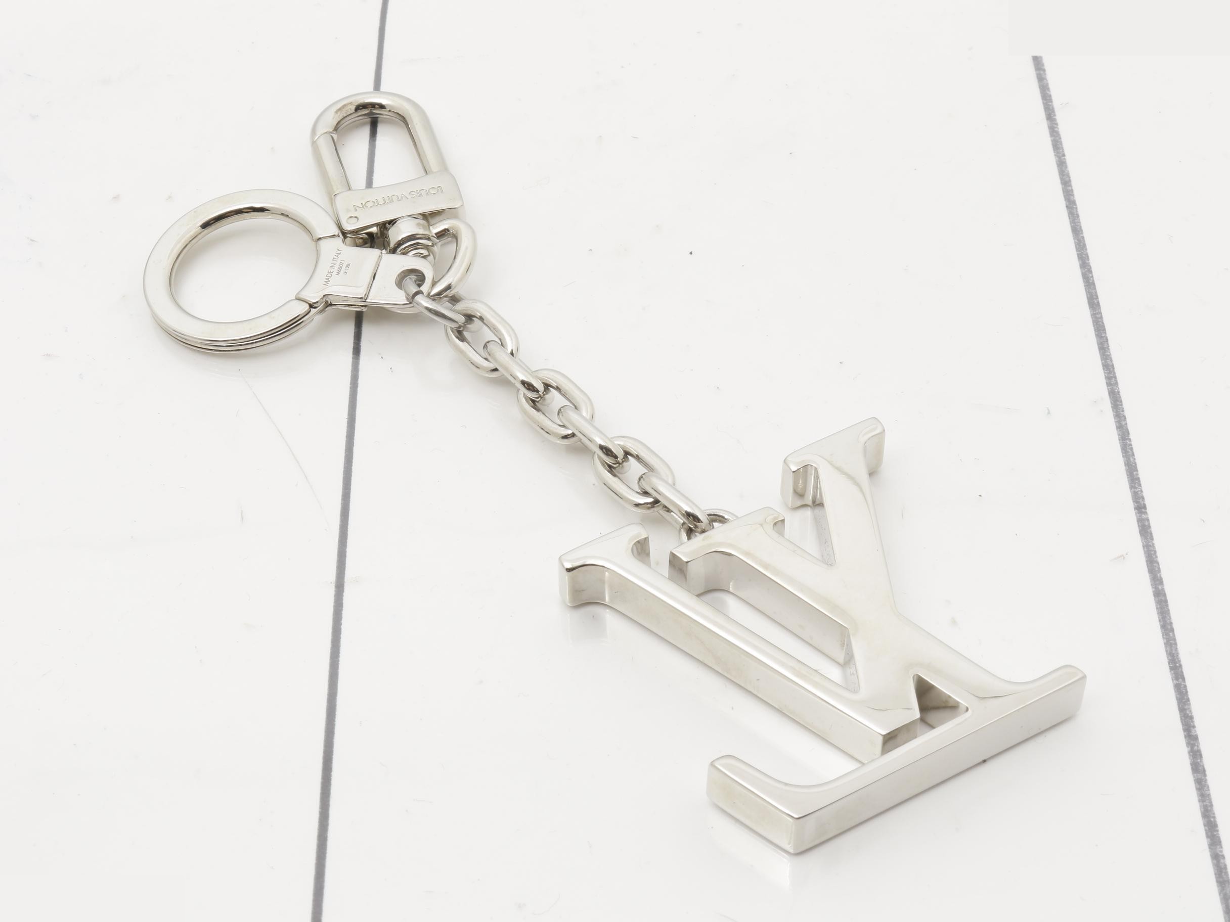 M65071 Portefeuille Initials Keychain — view 2