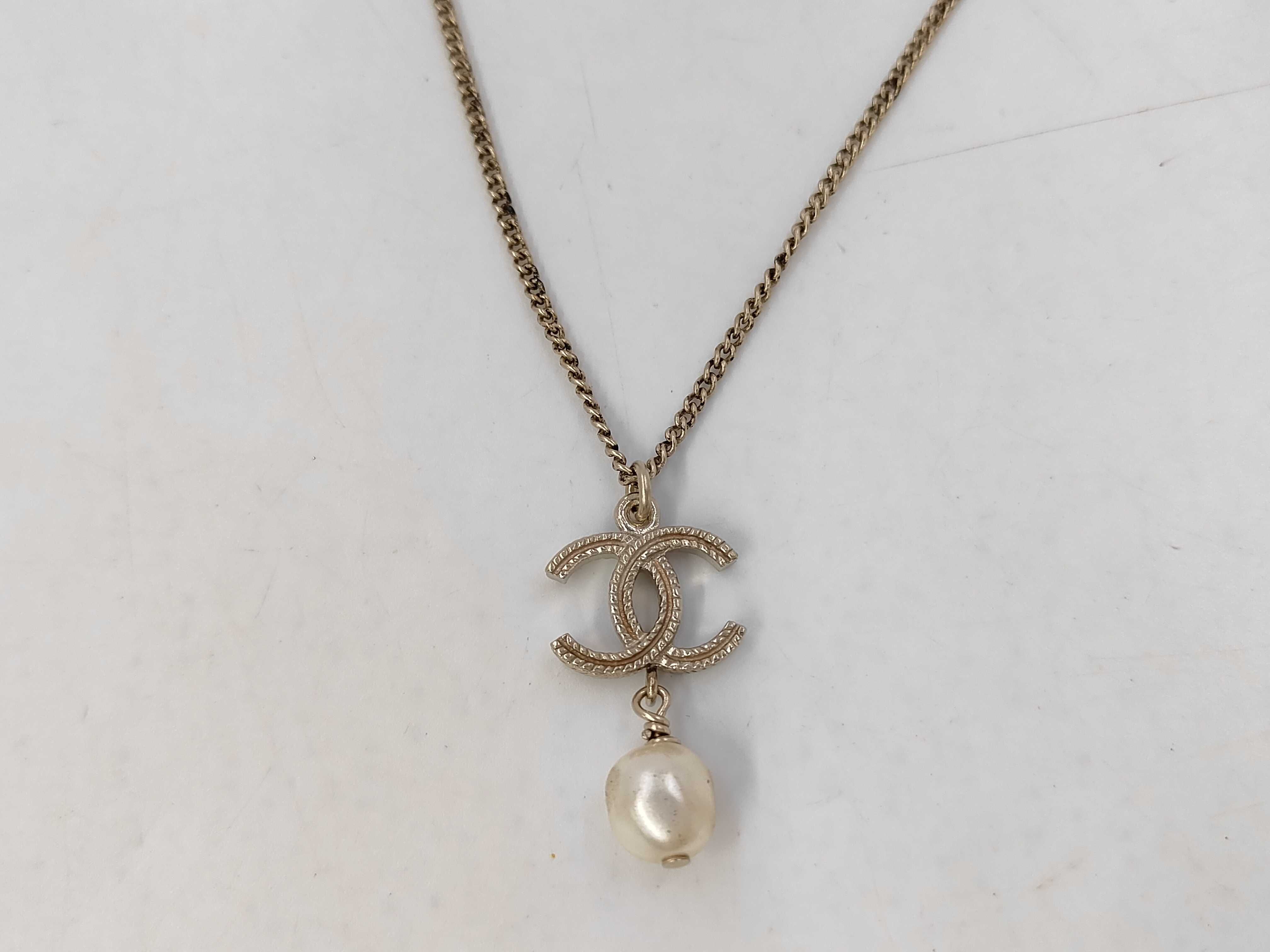 Coco Mark Chanel Pearl Coco Gold Necklace