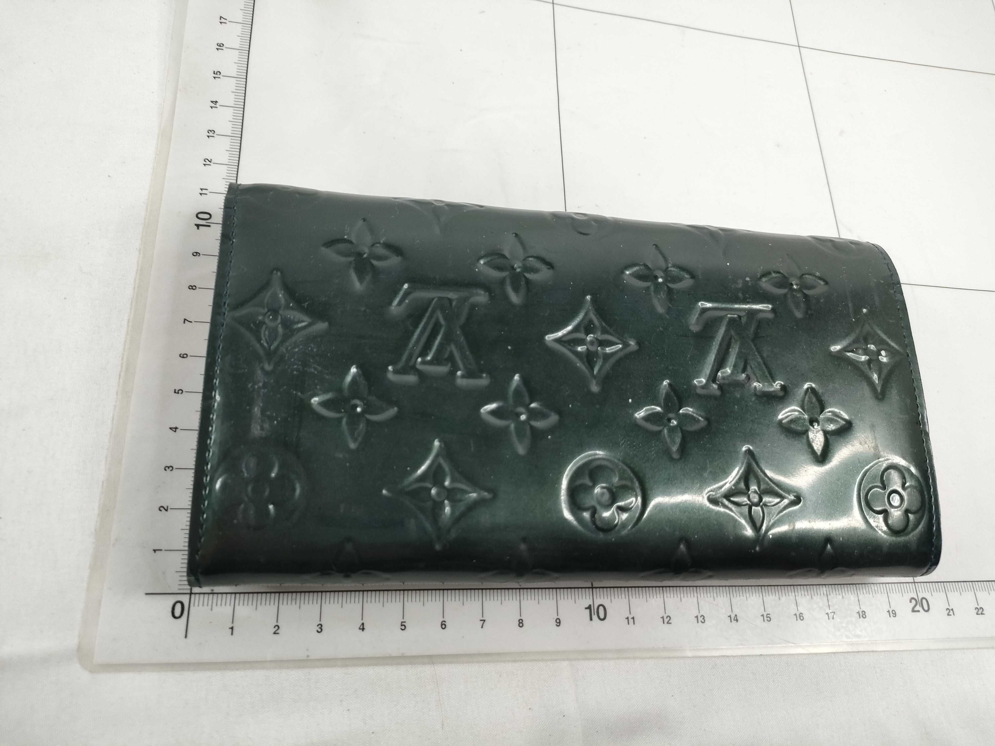 Vernis Louis Vuitton Vernis Portefeuille Sarah M93522/TH2029 Wallet — view 2