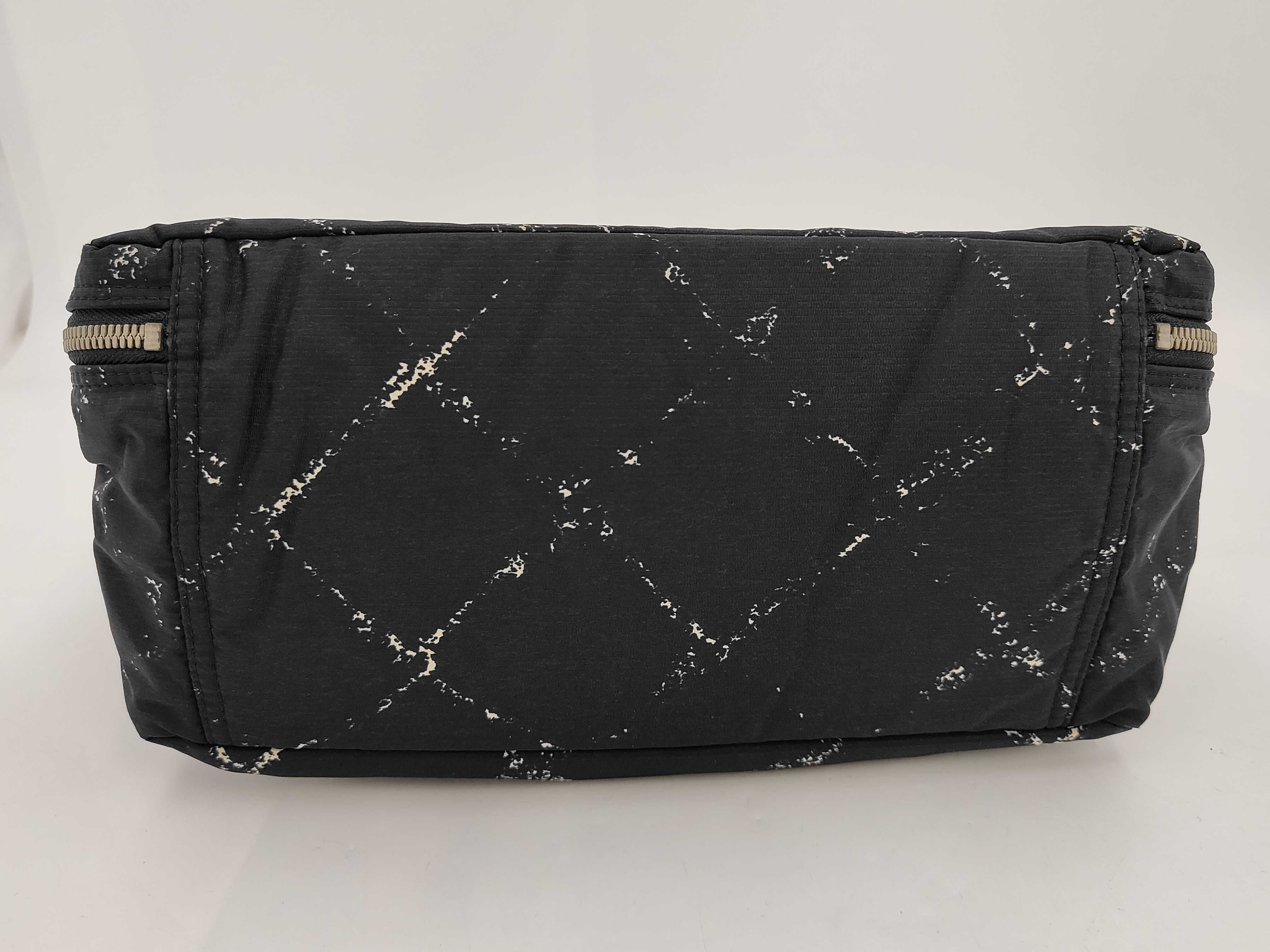 (Chanel) Old Travel Handbag — view 6