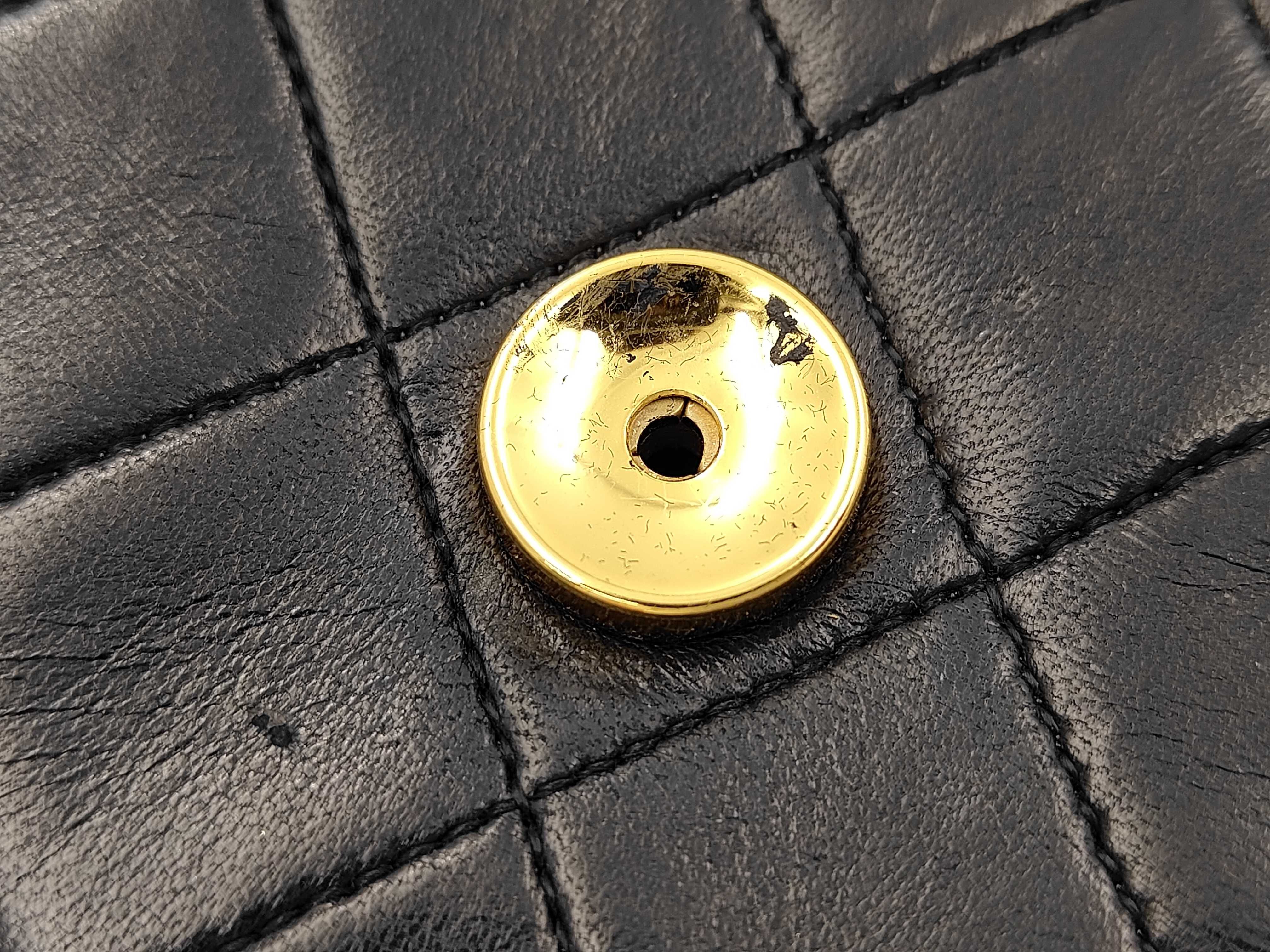 Matelassé Push Black Shoulder Bag — view 13