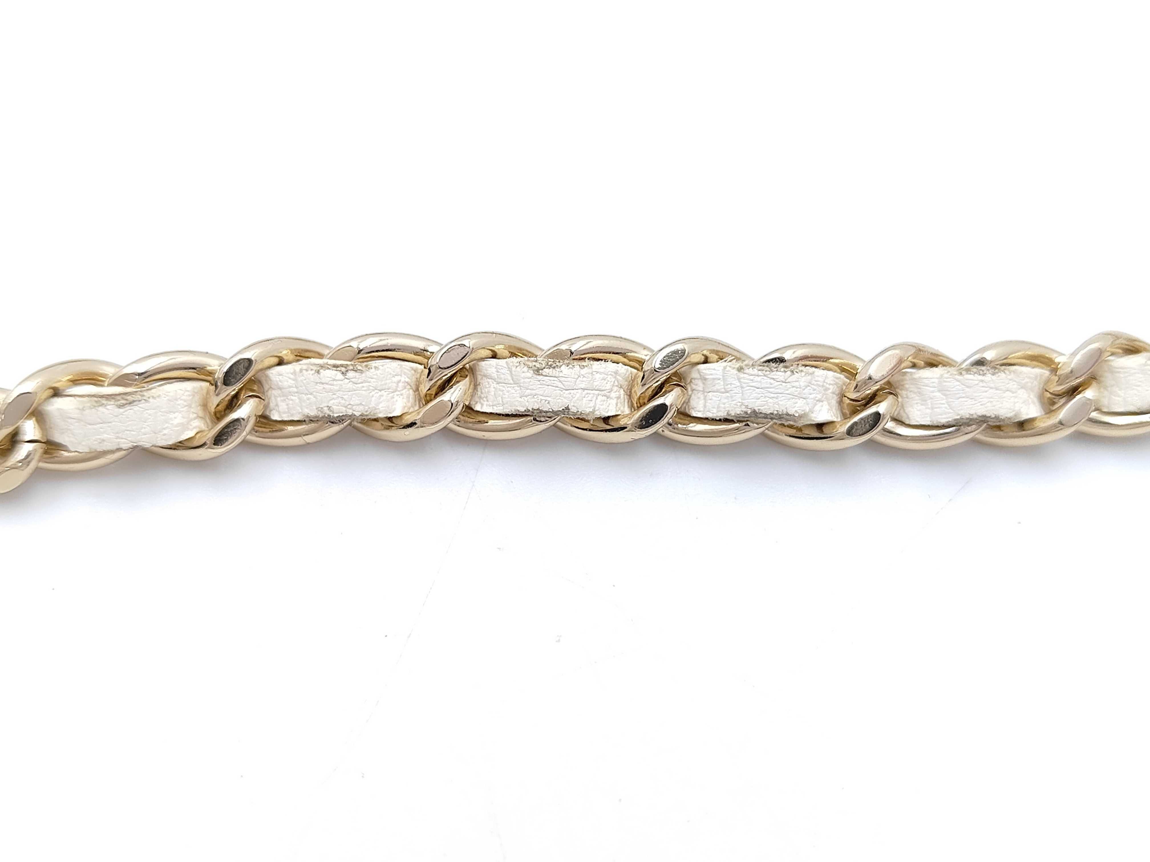 Matelassé Mini Chain Shoulder Bag 31804087 — view 4