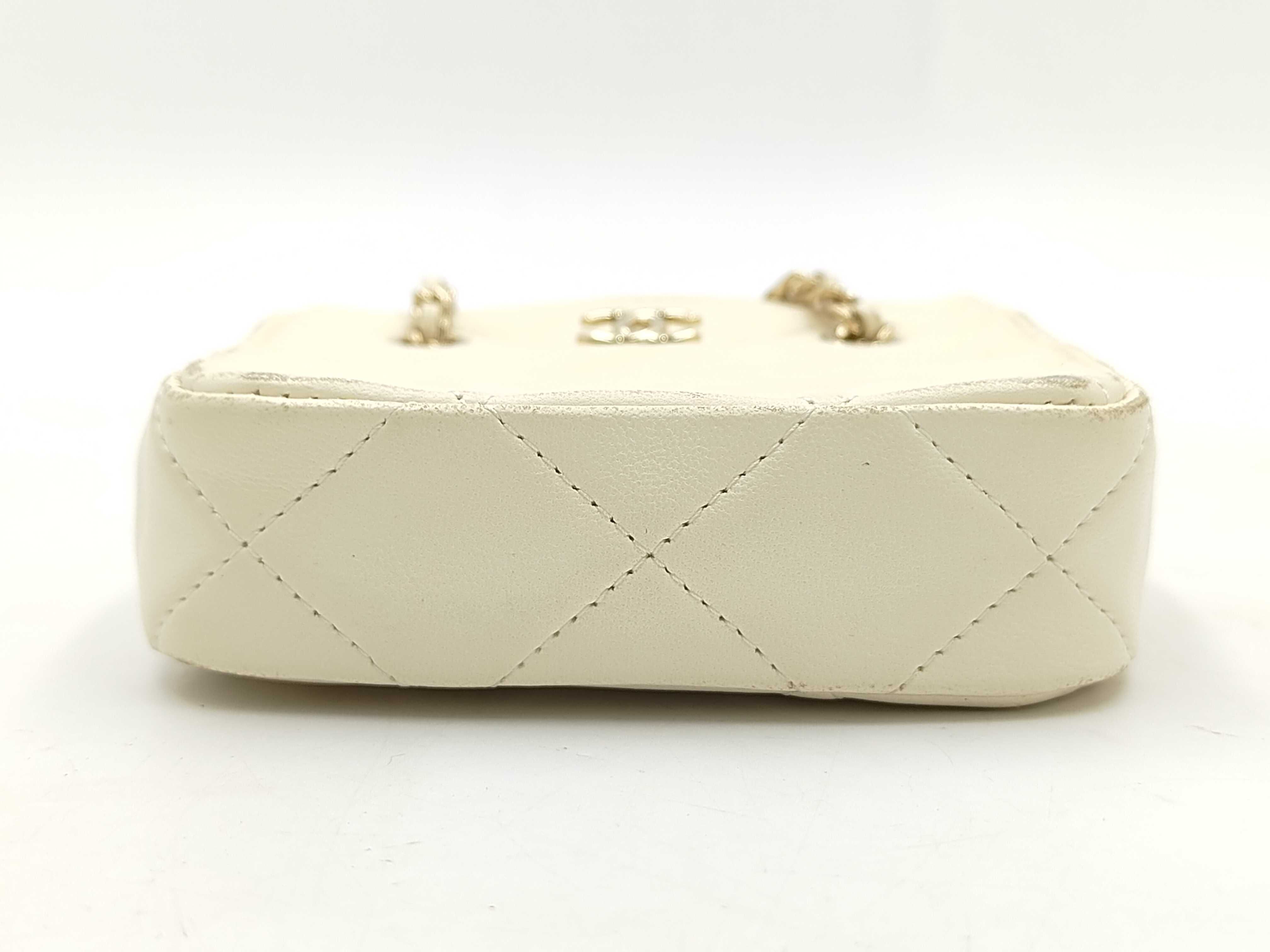 Matelassé Mini Chain Shoulder Bag 31804087 — view 5