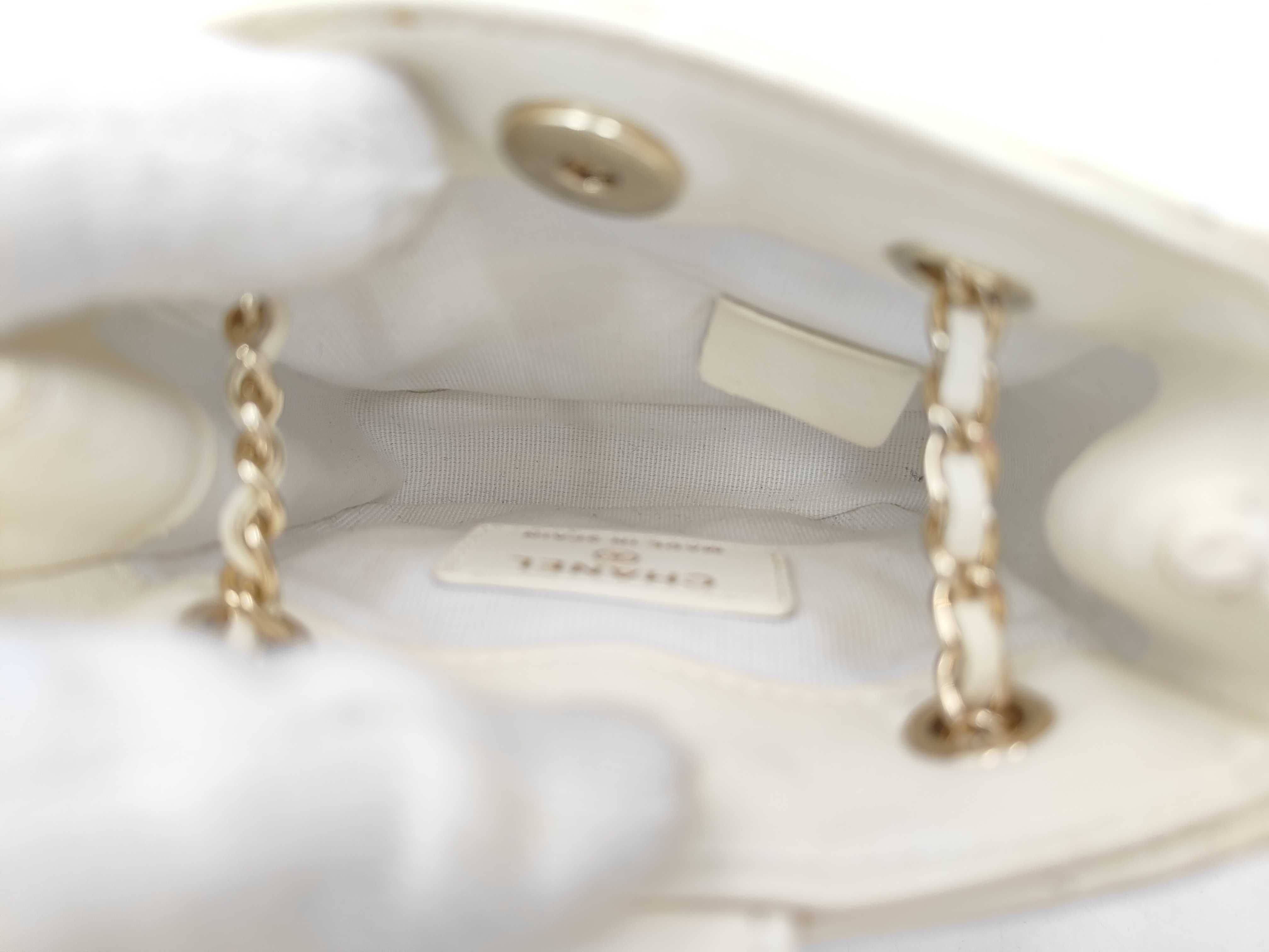 Matelassé Mini Chain Shoulder Bag 31804087 — view 8