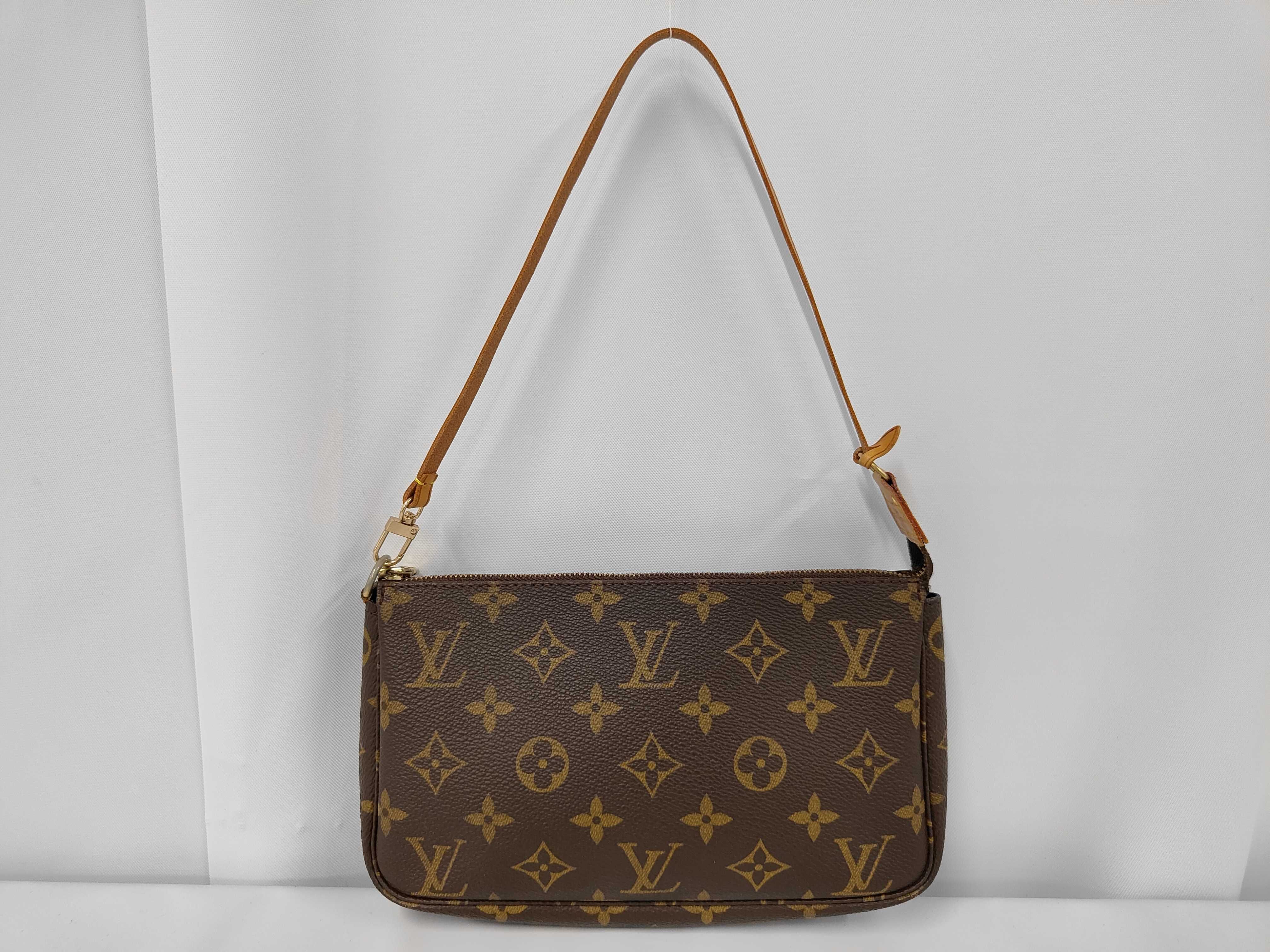 Monogram Accessoires AR0996 Handbag