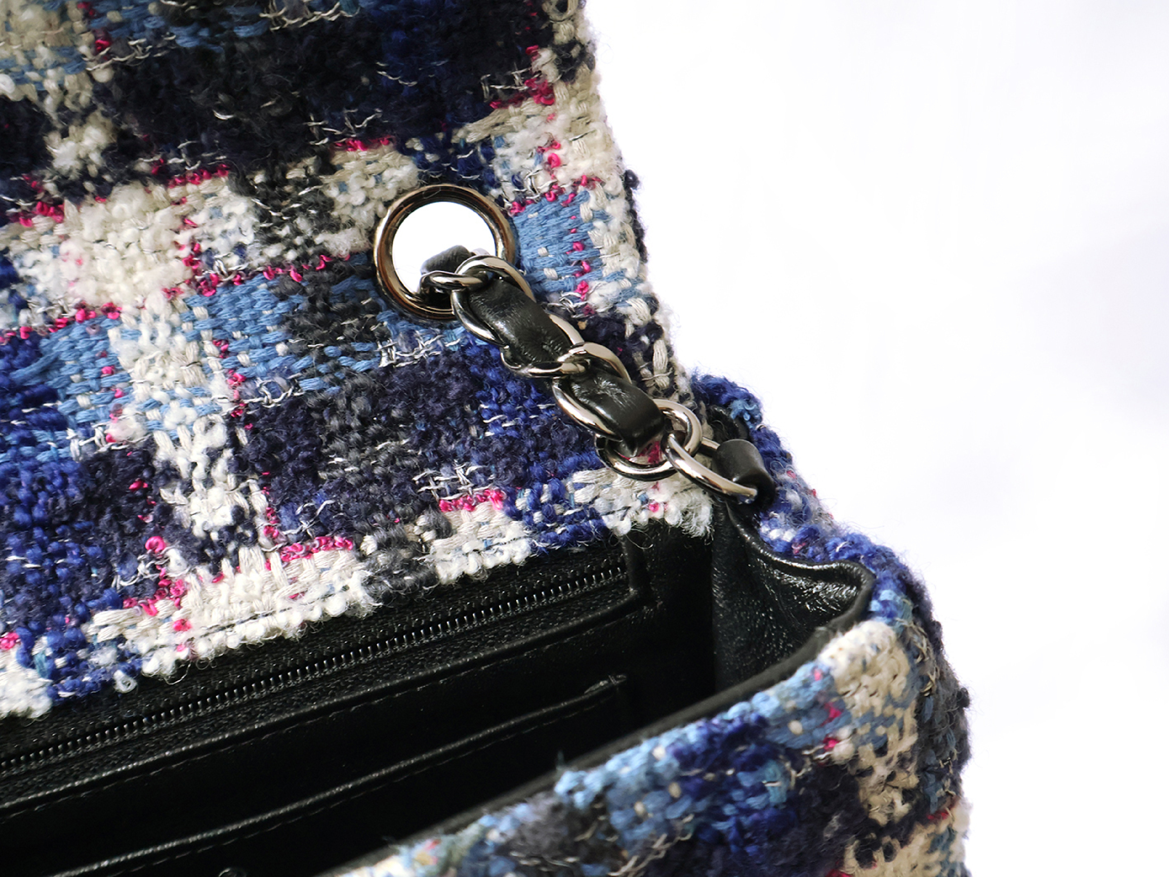 Mini Matelassé 20 Tweed Chain Shoulder Bag (with original seal, serial number 26) — view 12