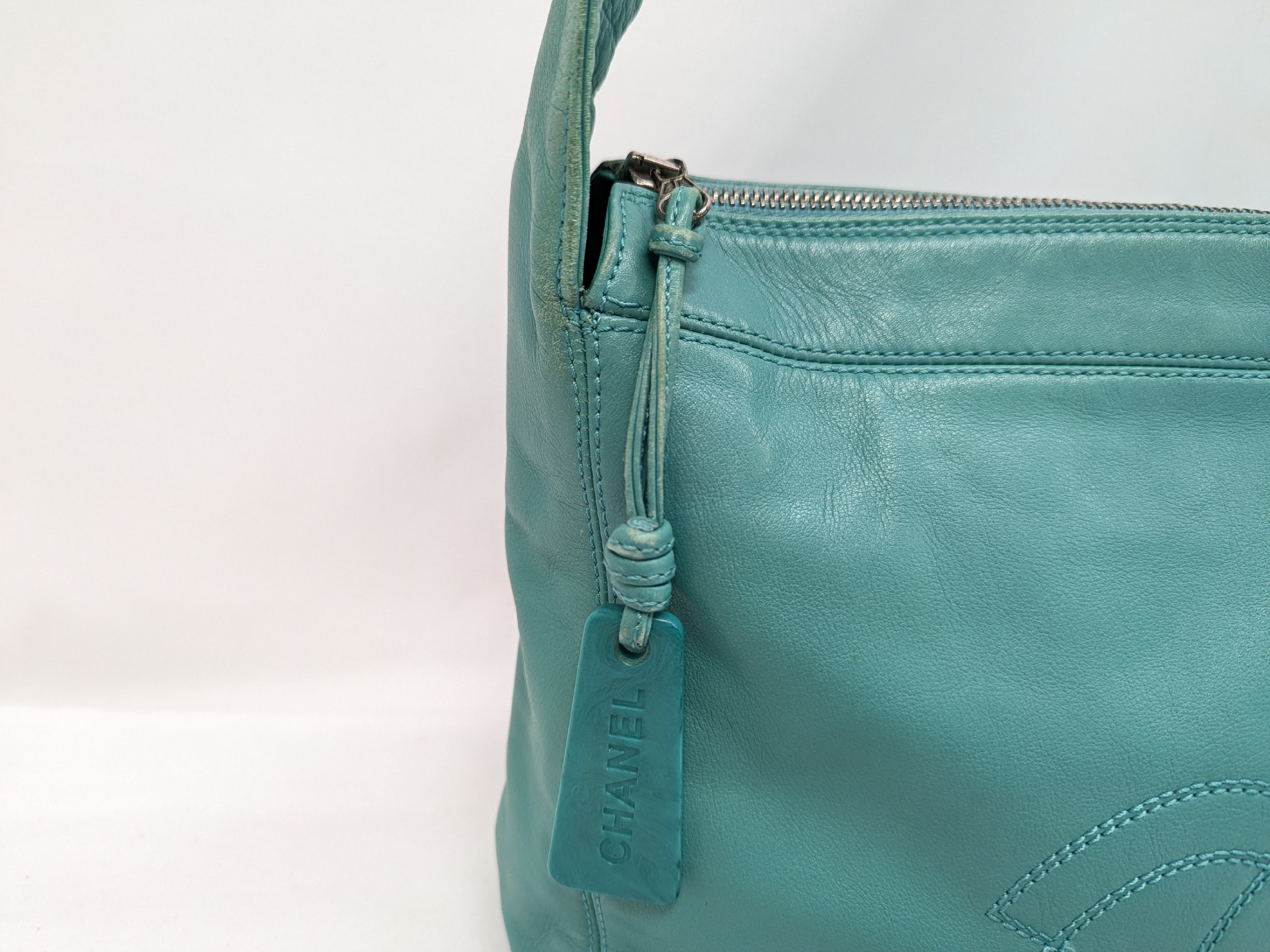 Calfskin One-Shoulder Bag, Emerald Green, Series 5 Handbag — view 9
