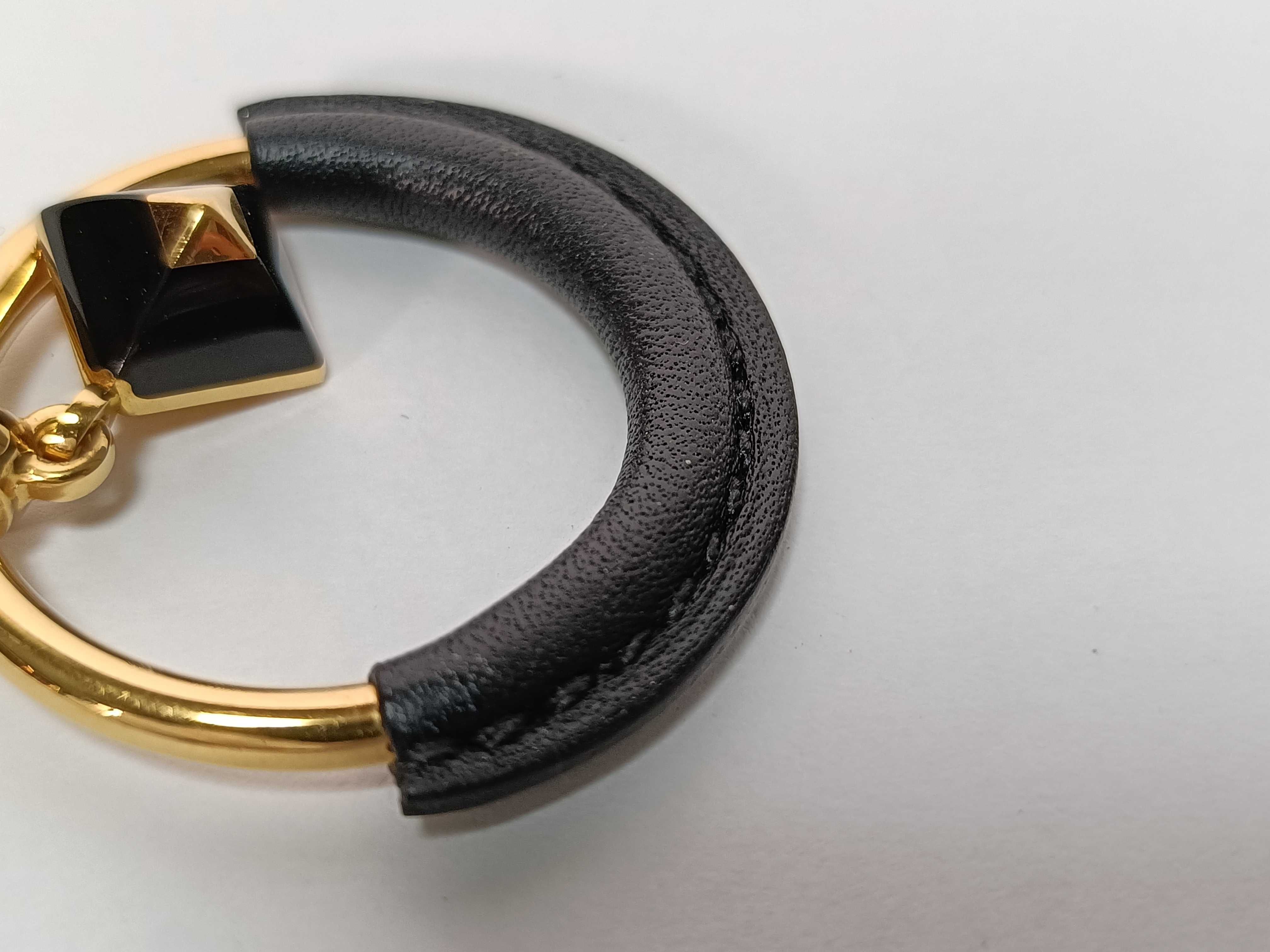Loop Medor Necklace — view 6
